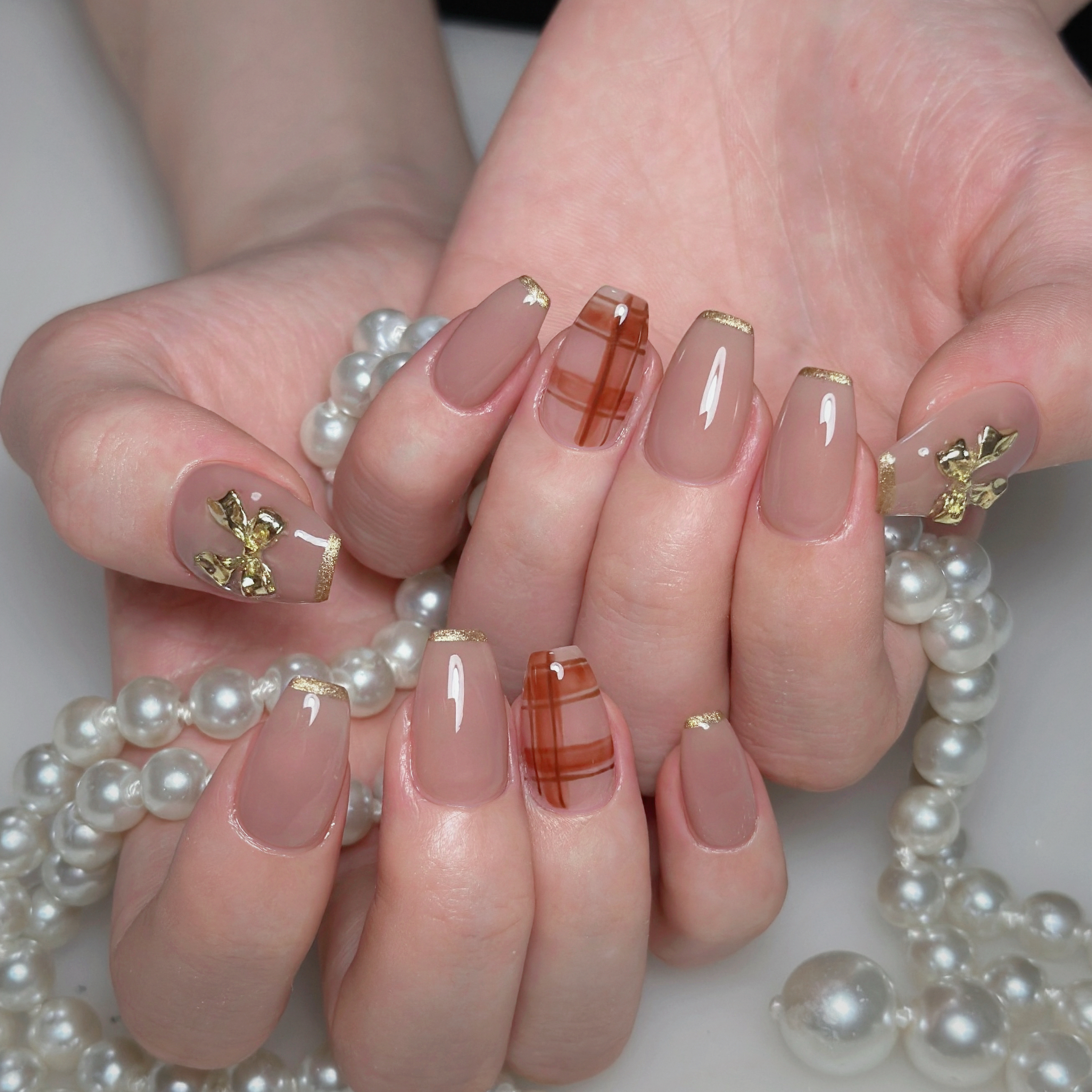 thumbs.up.nail