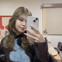 nails_maho