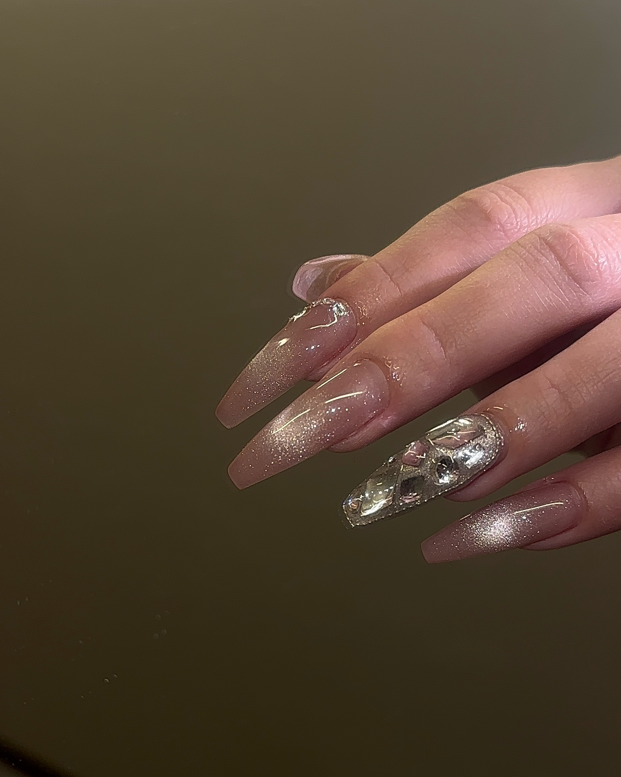 nail_hbk