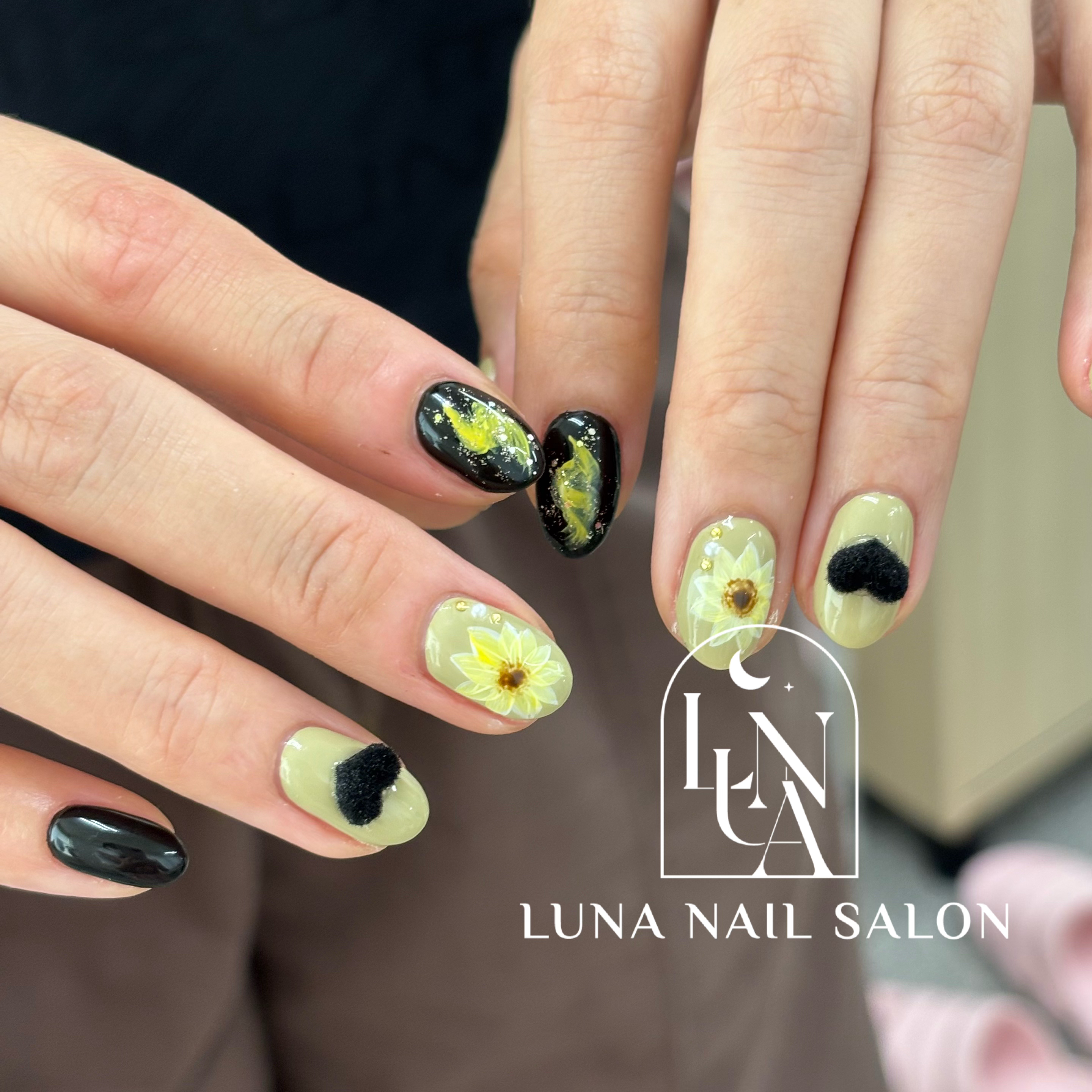 TSUKI__LUNANail