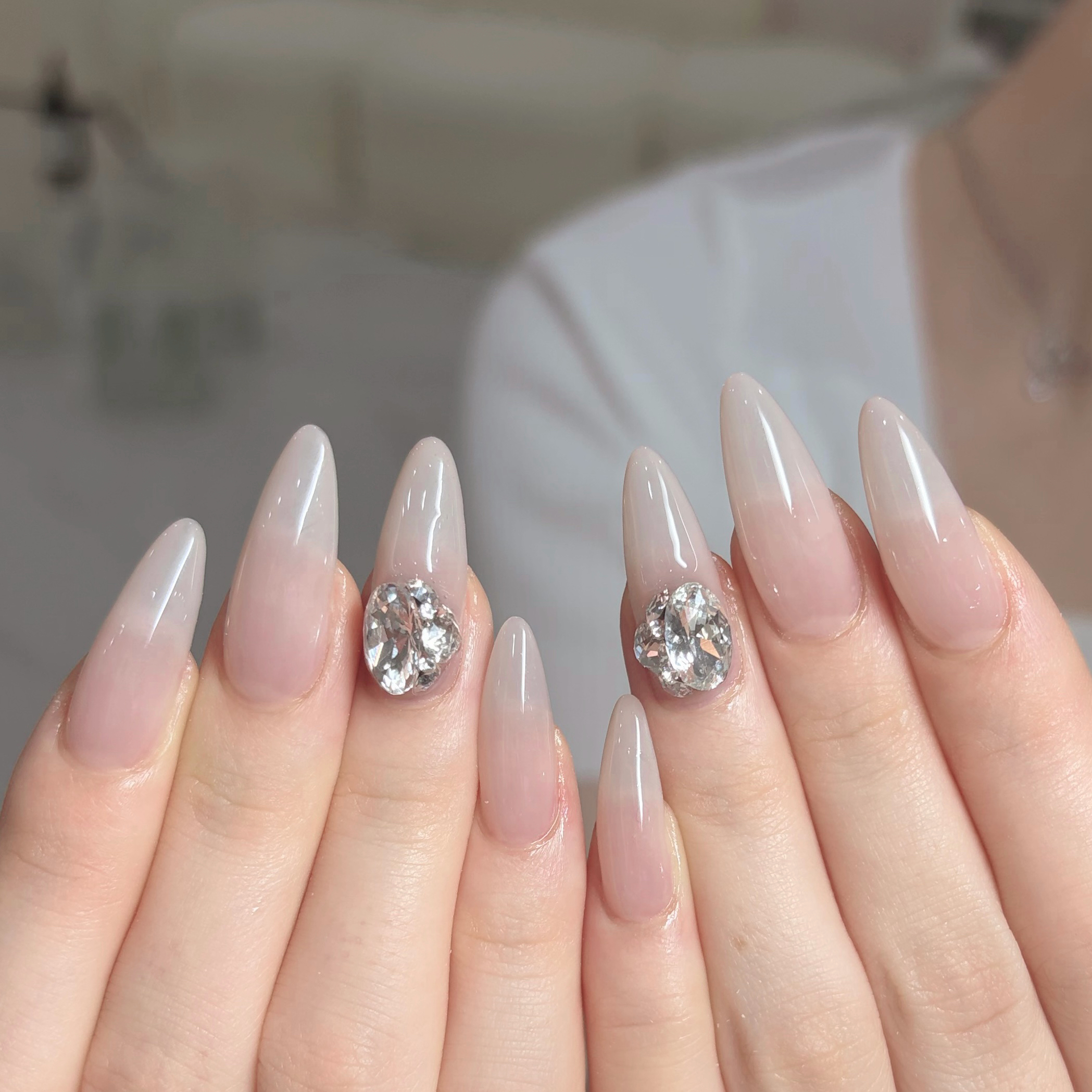 Fly_Nail_salon
