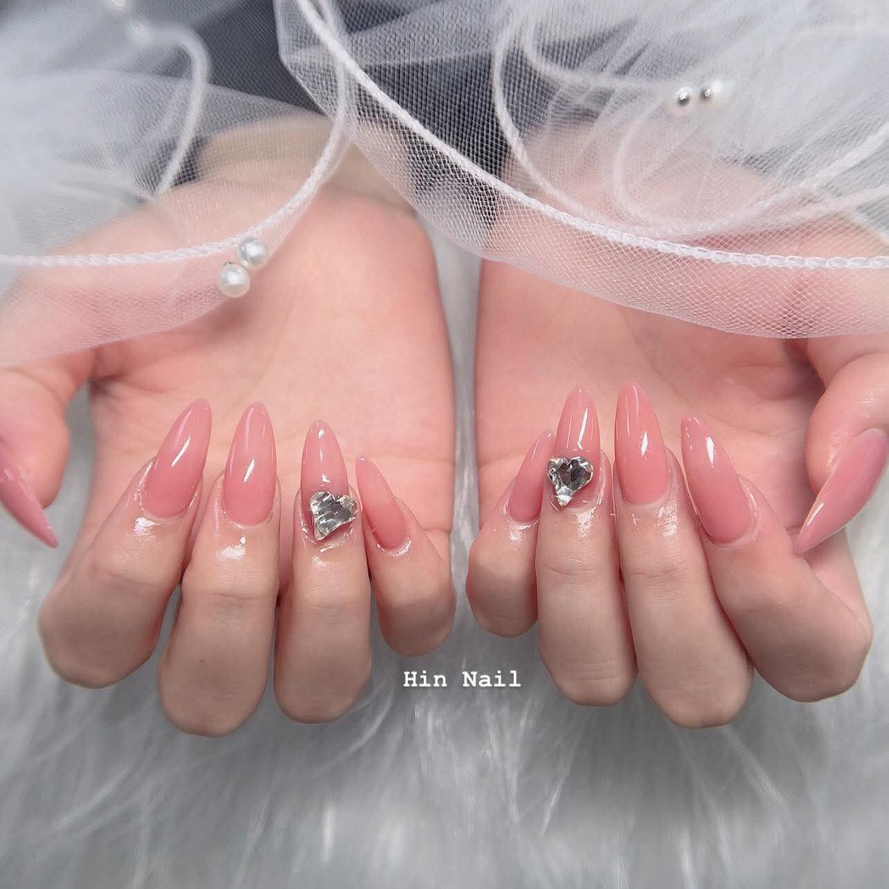 Hin.Nails_salon