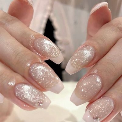 パーツ2つ無料✨️フレンチ‎🩰🤍×マグネット💫💫ネイル