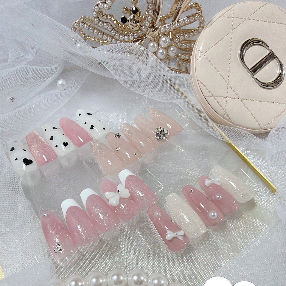 Etoi_nail