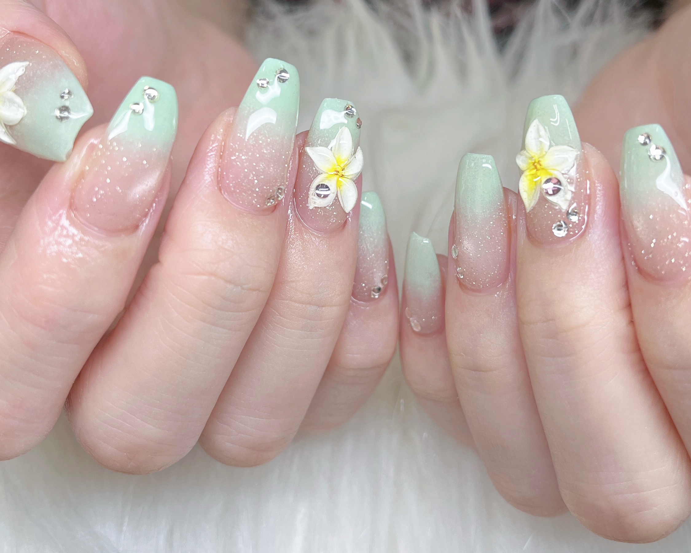 momo._trunail