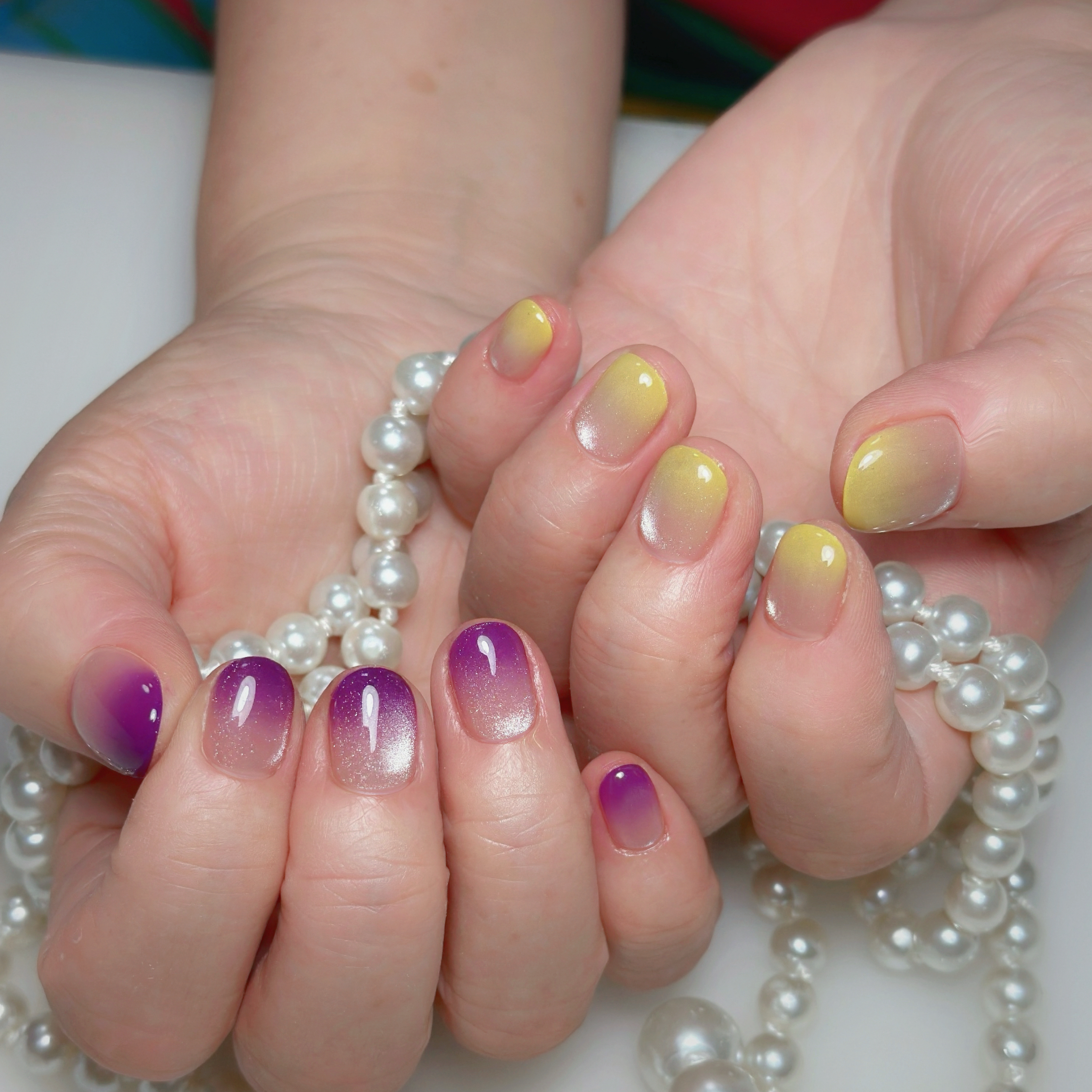 thumbs.up.nail
