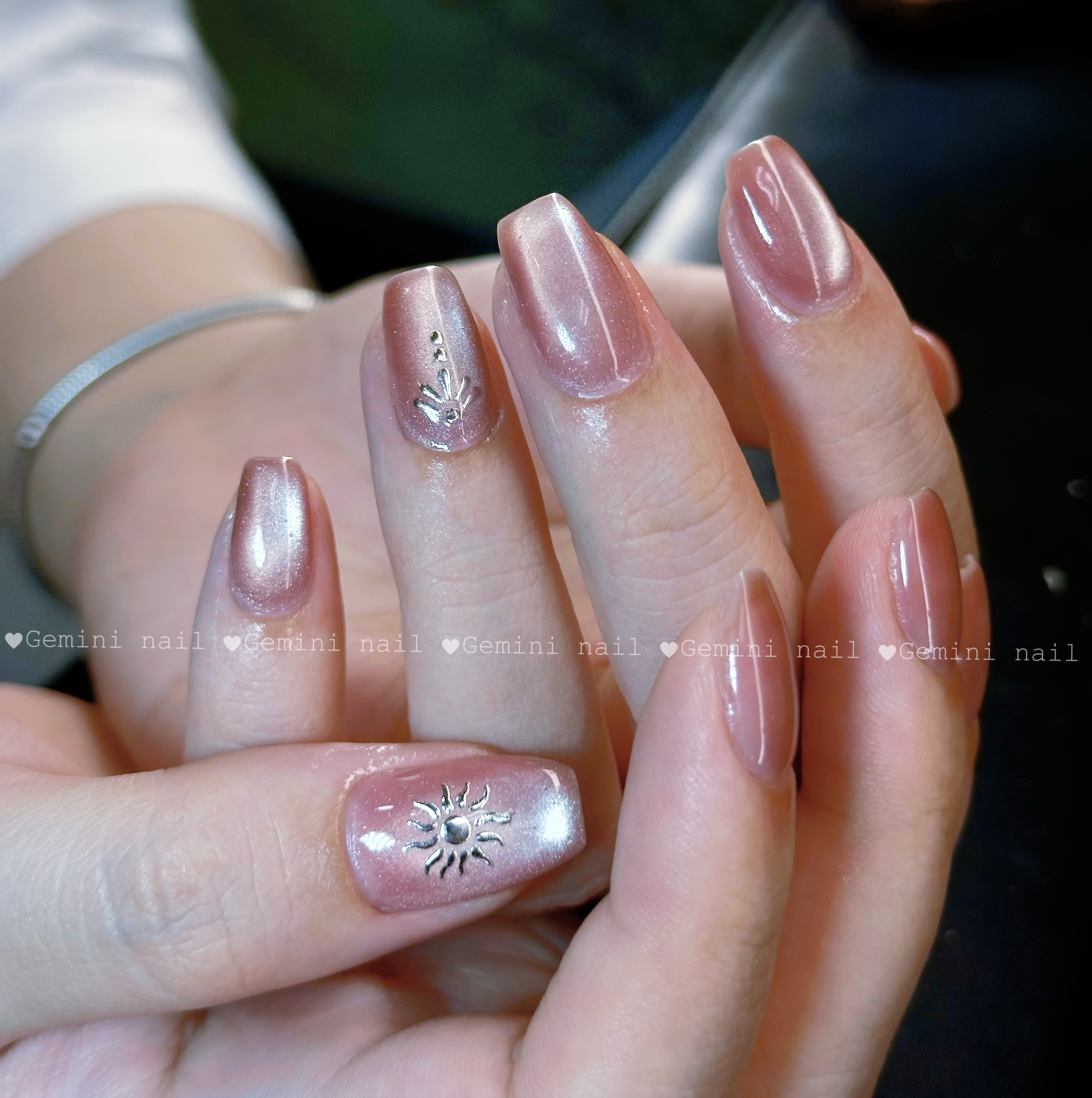 Gemini.nail.koenji