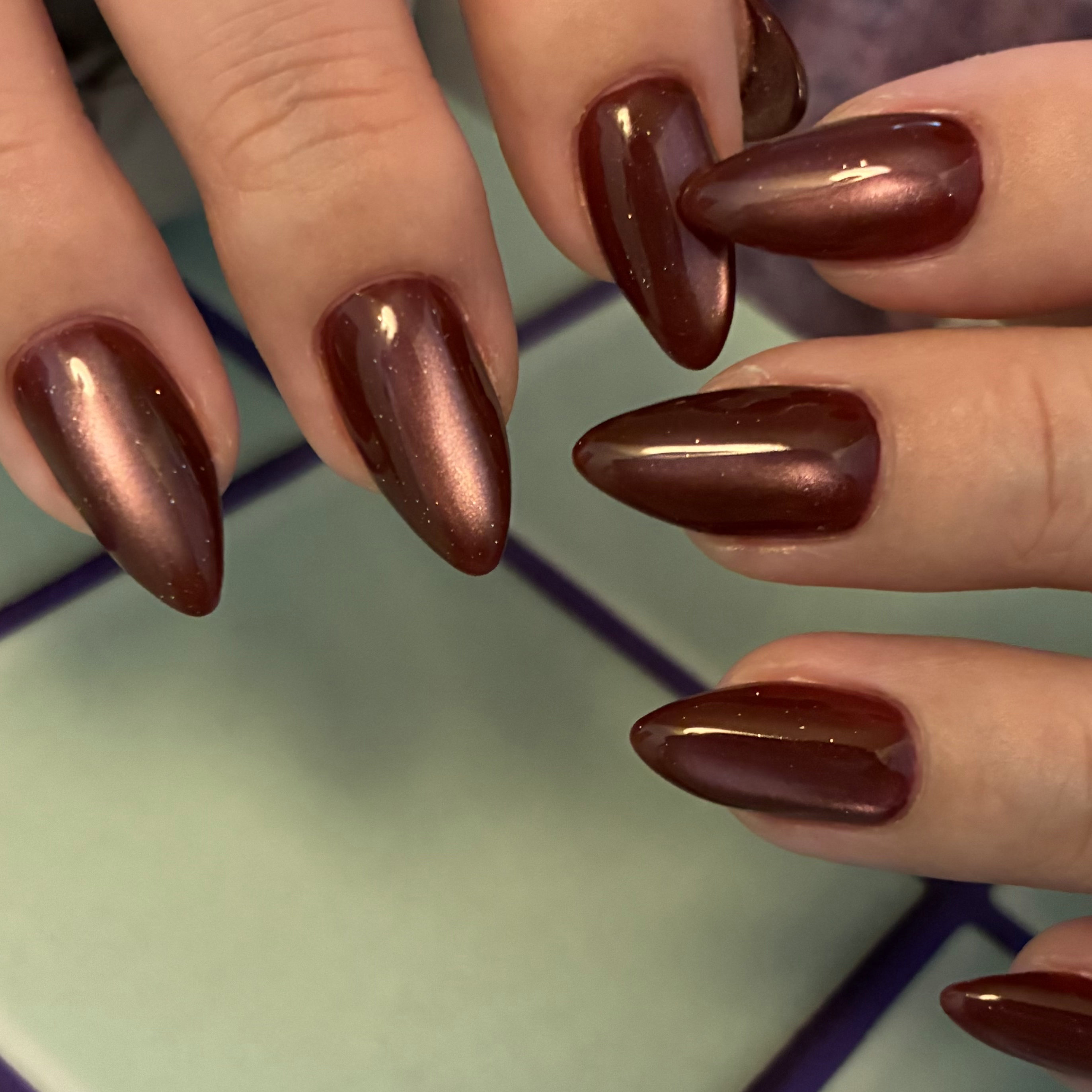 mako_tikiroom_nail