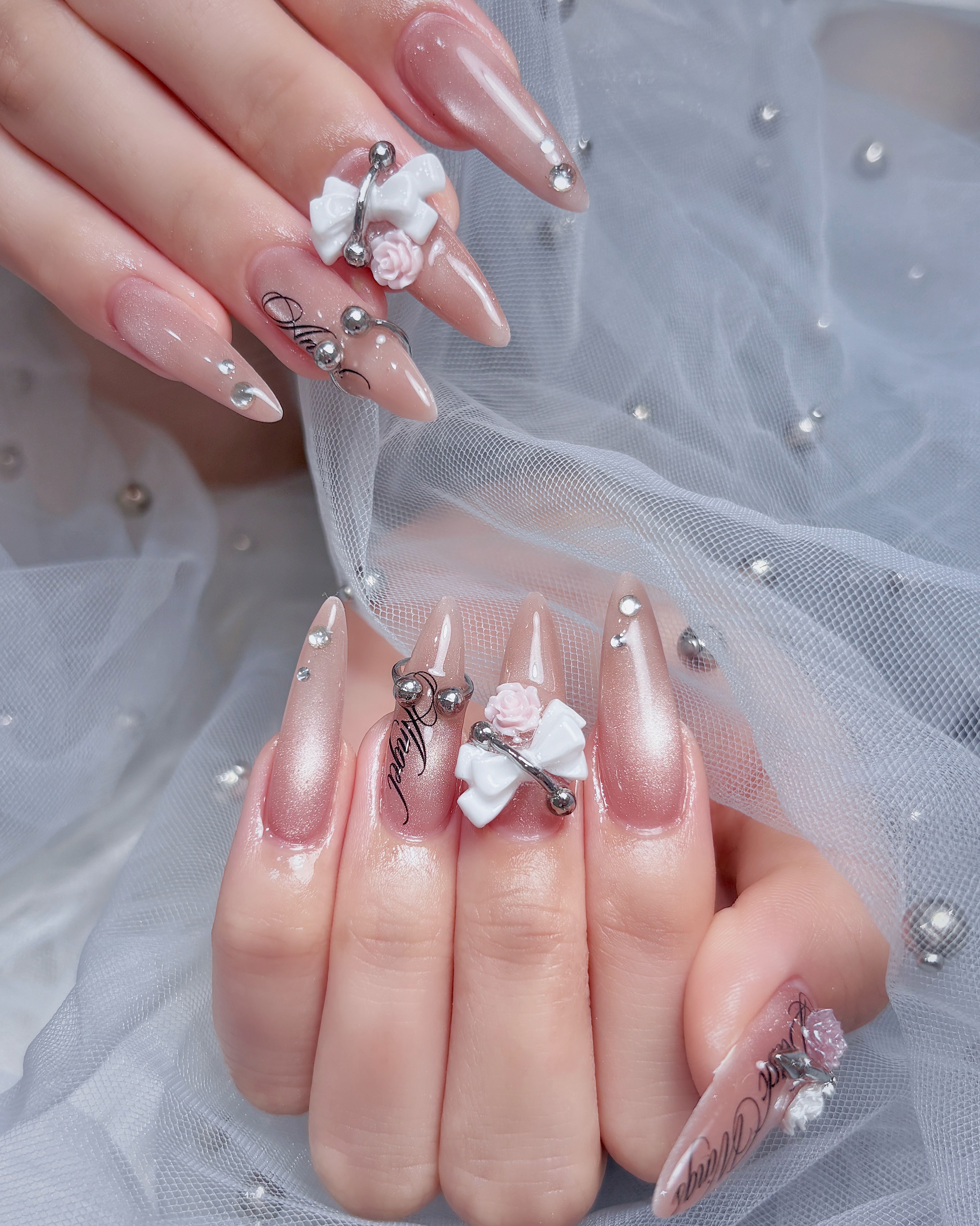 AMI_NAIL_KEBUKURO