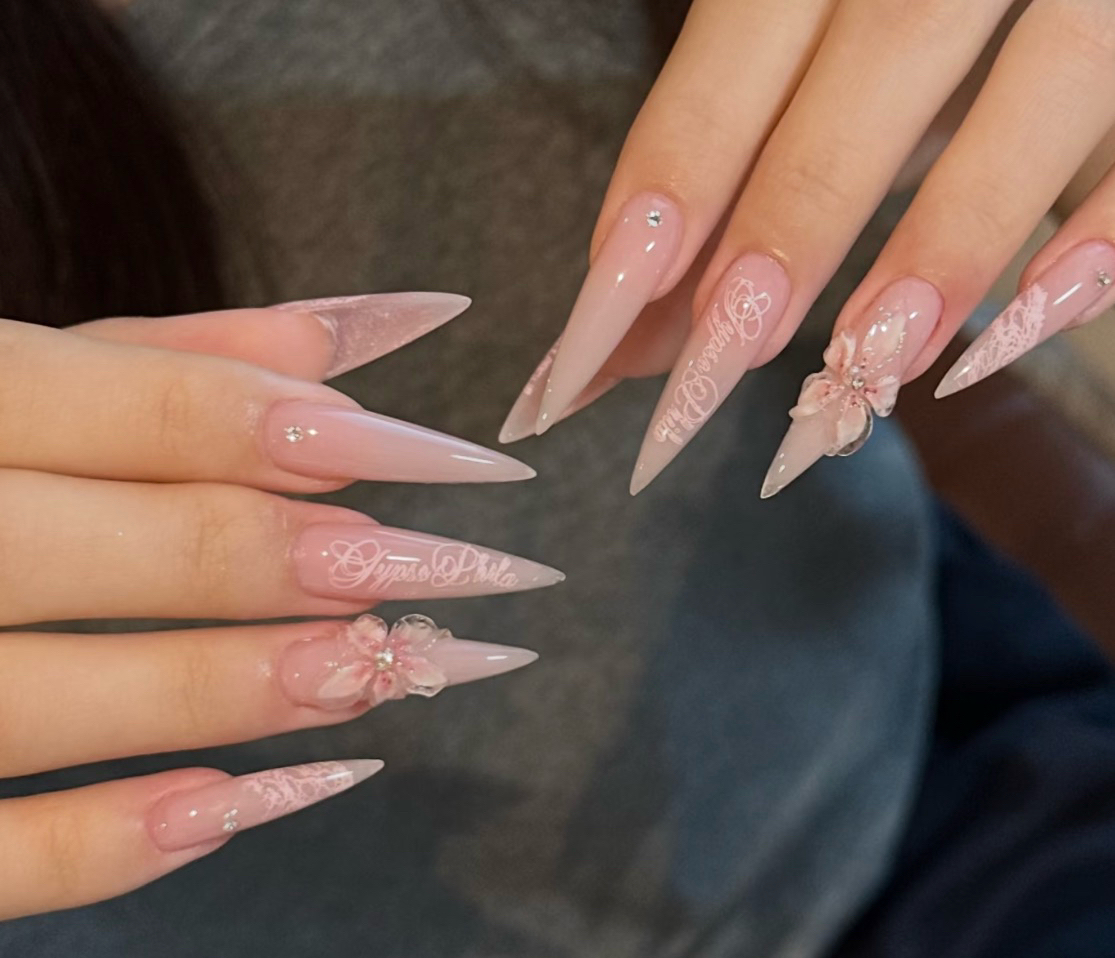 Bymoon_Salon