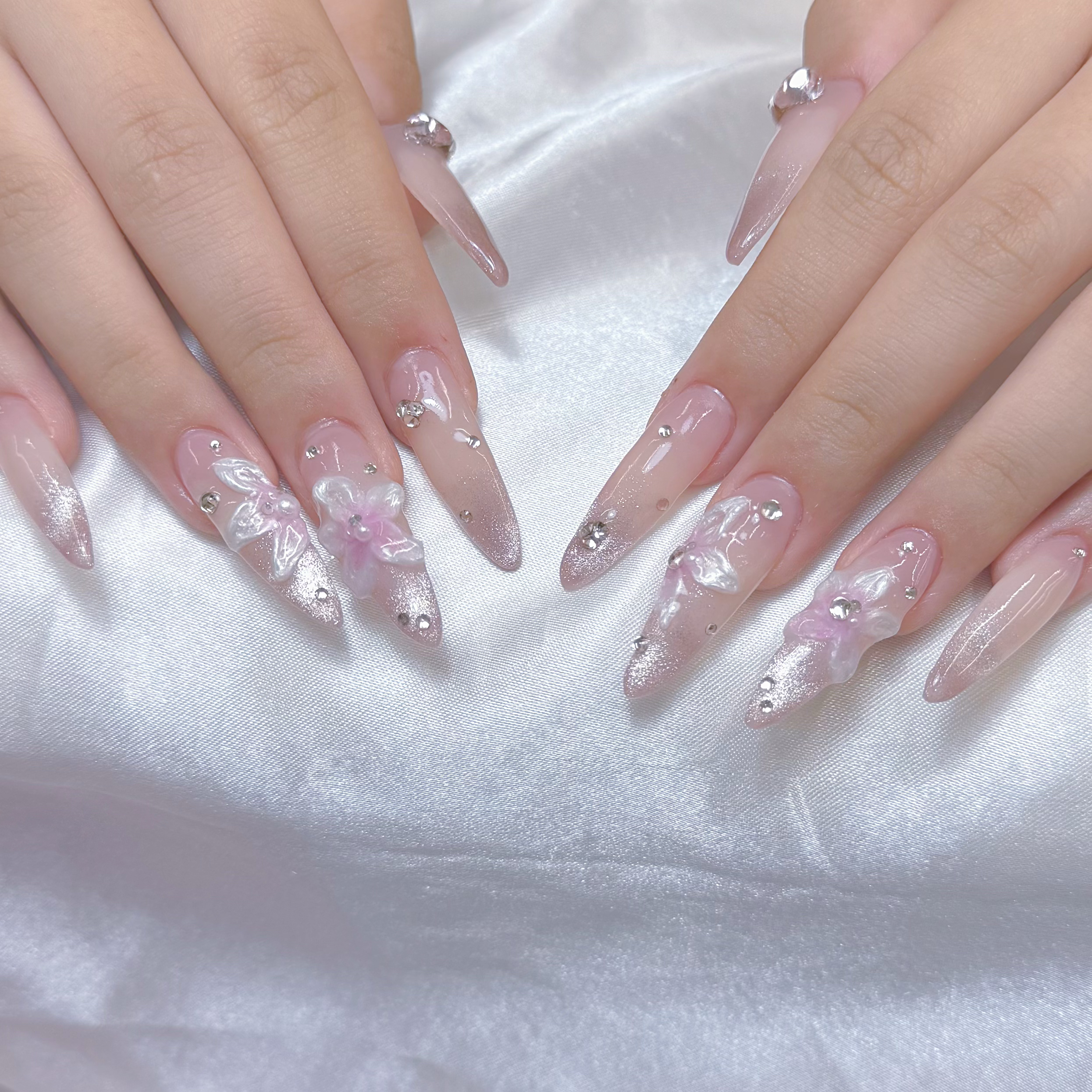 nail.atre