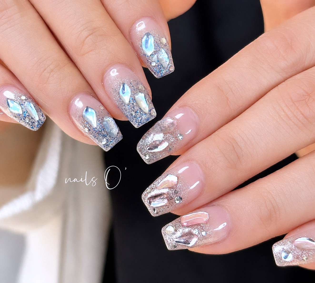 nailsO