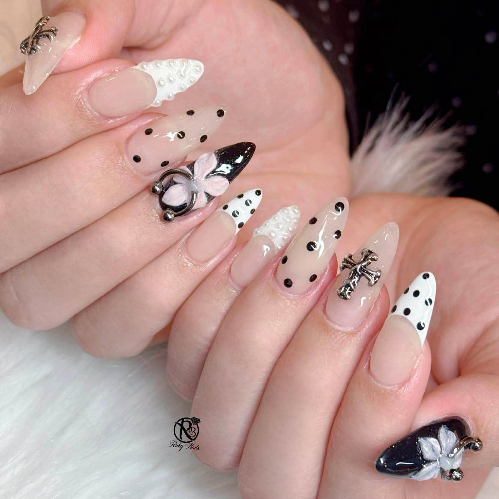 Emmy__Mint