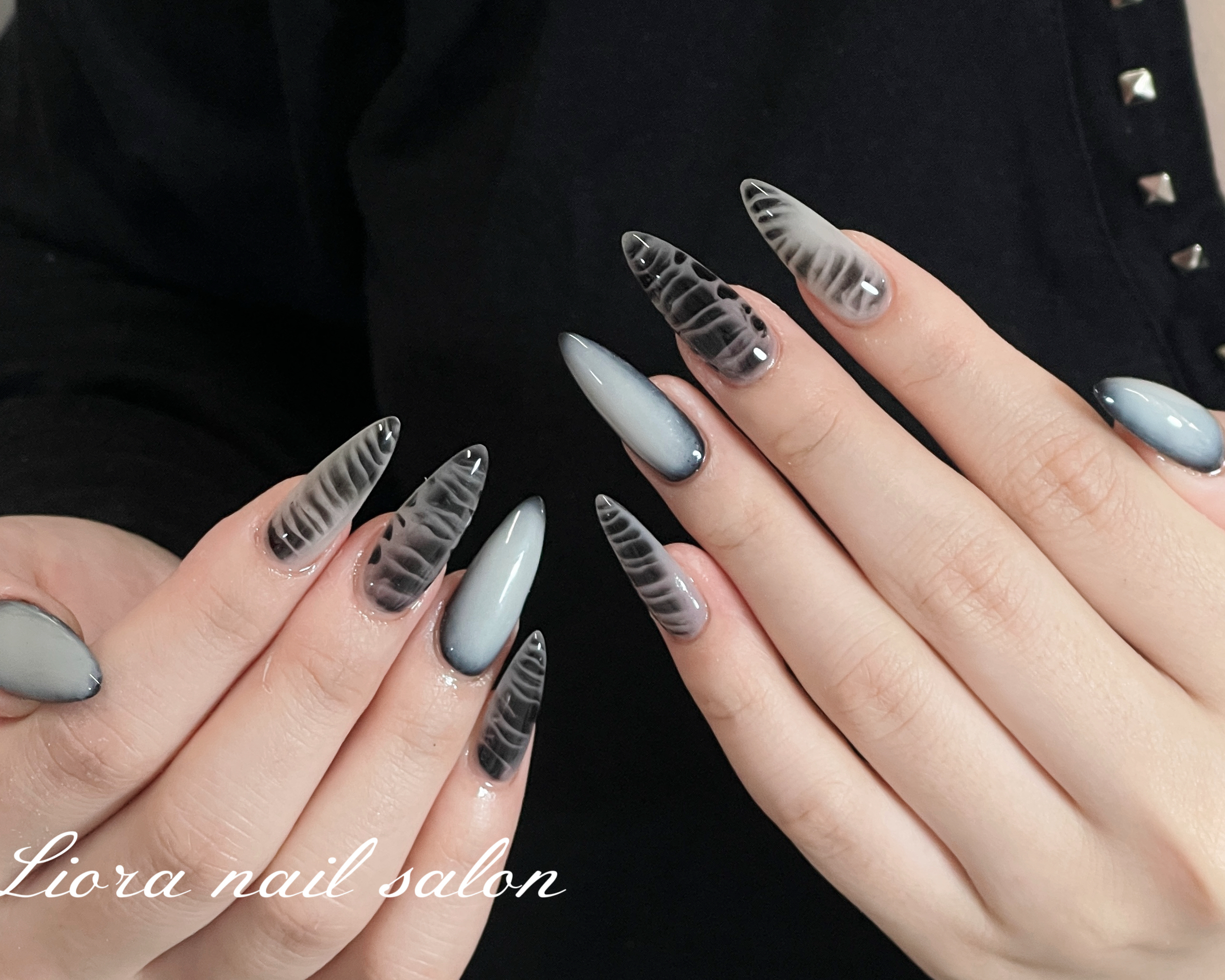 Liora_nail