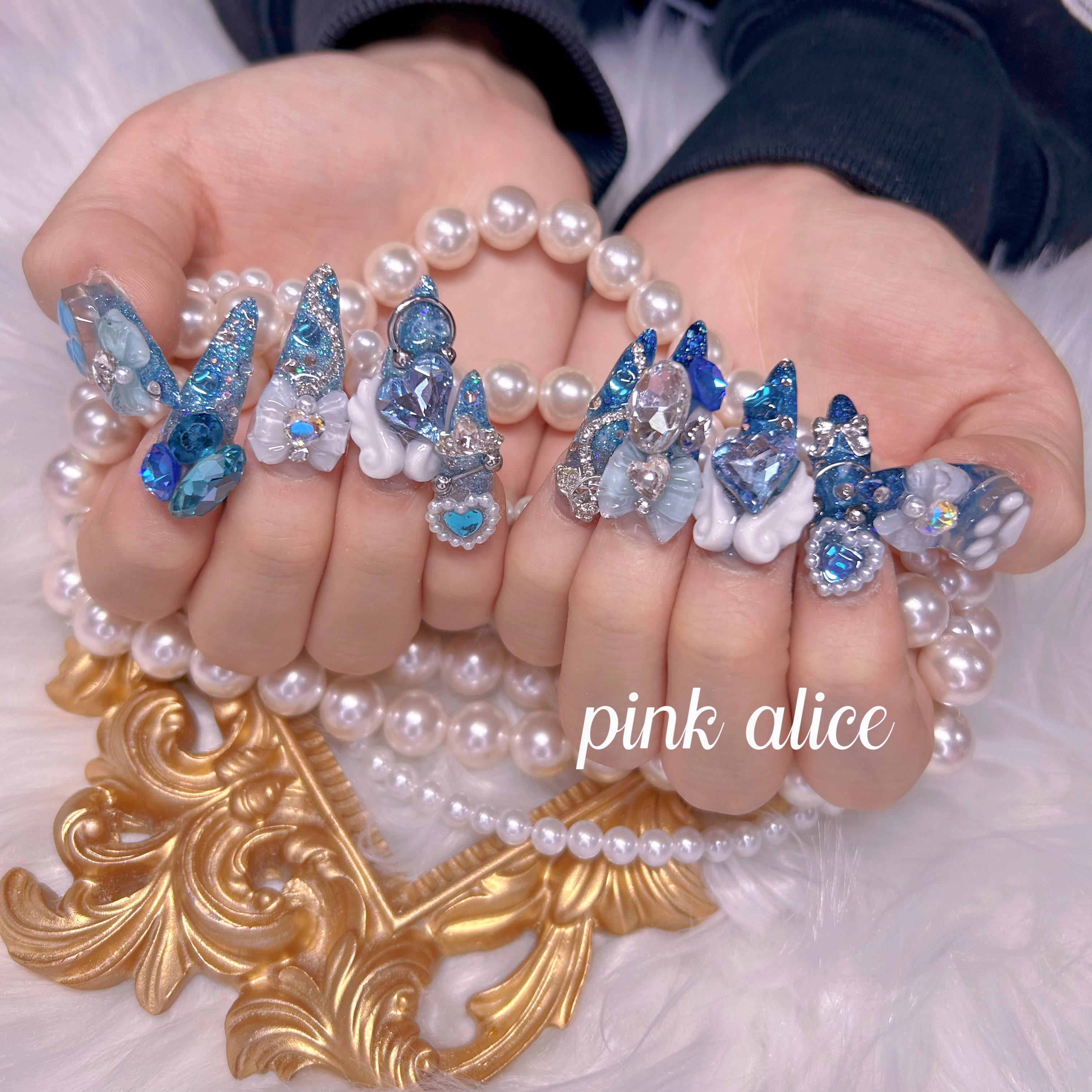 pinkAlice