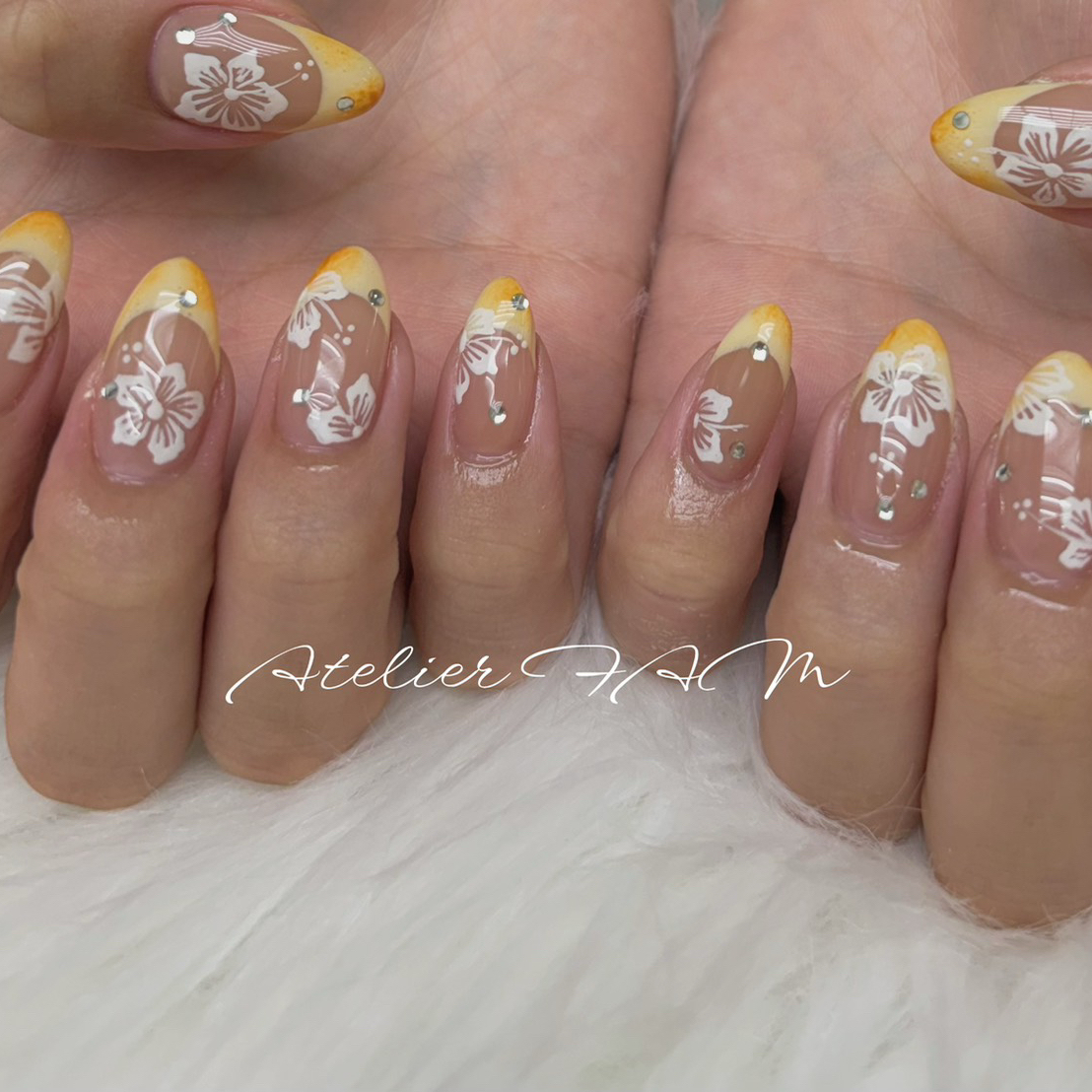 nail.eyelashAtelierFAM
