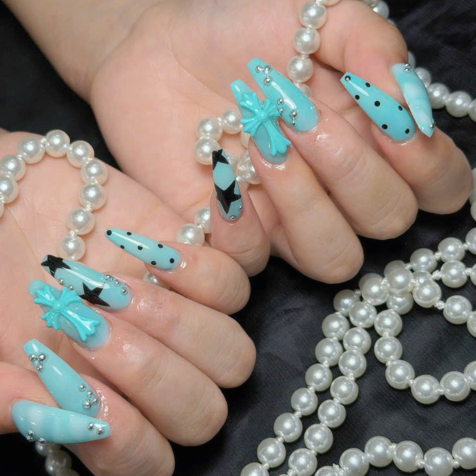 Candii_Nail