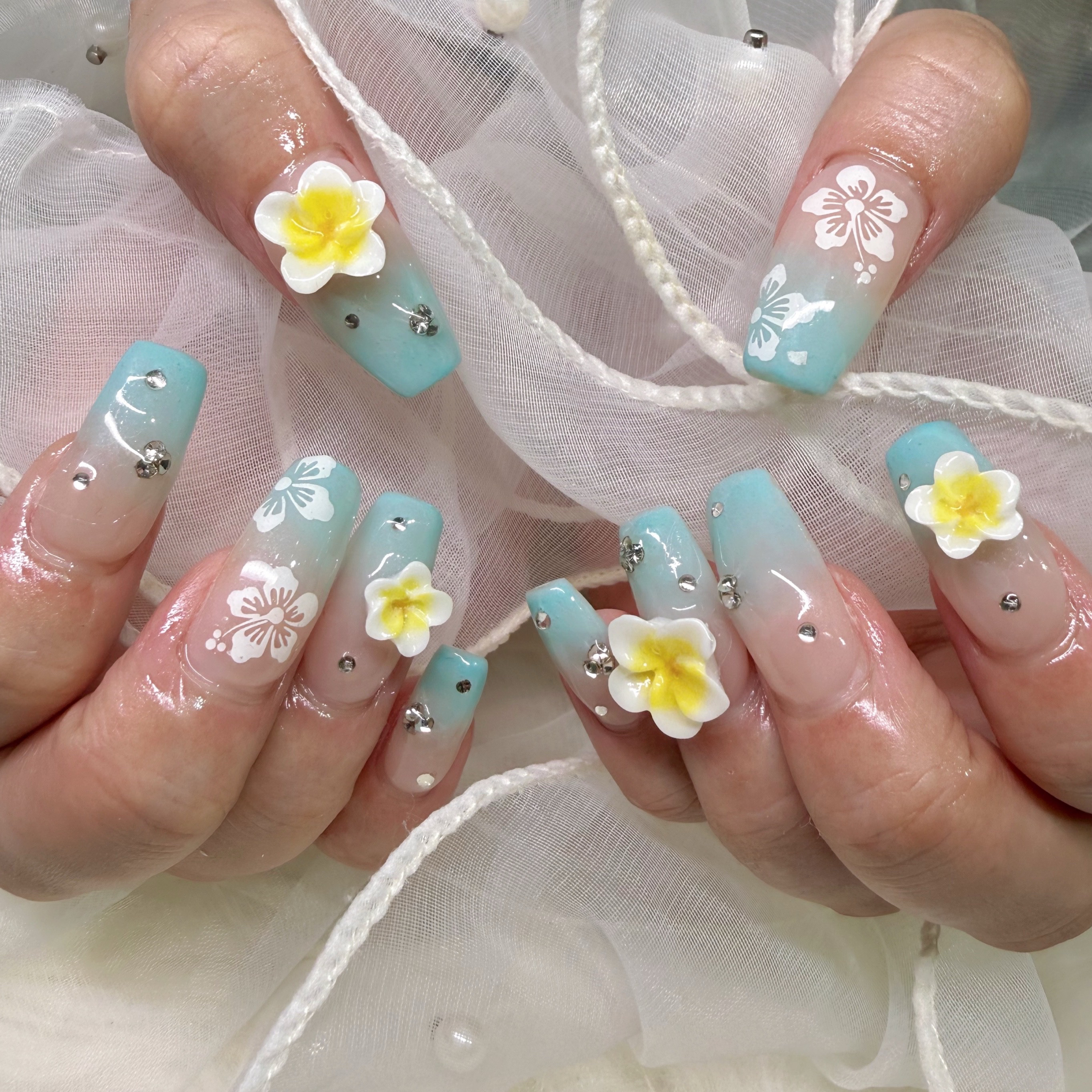 rluce_nail