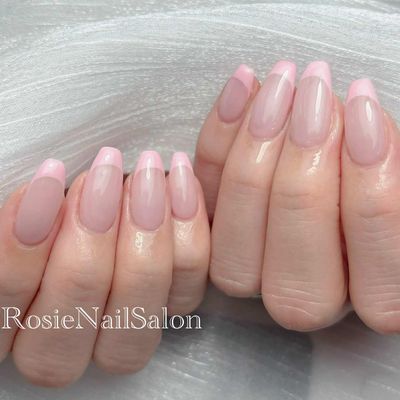 フレンチのネイルモデル練習します(オフ無し)