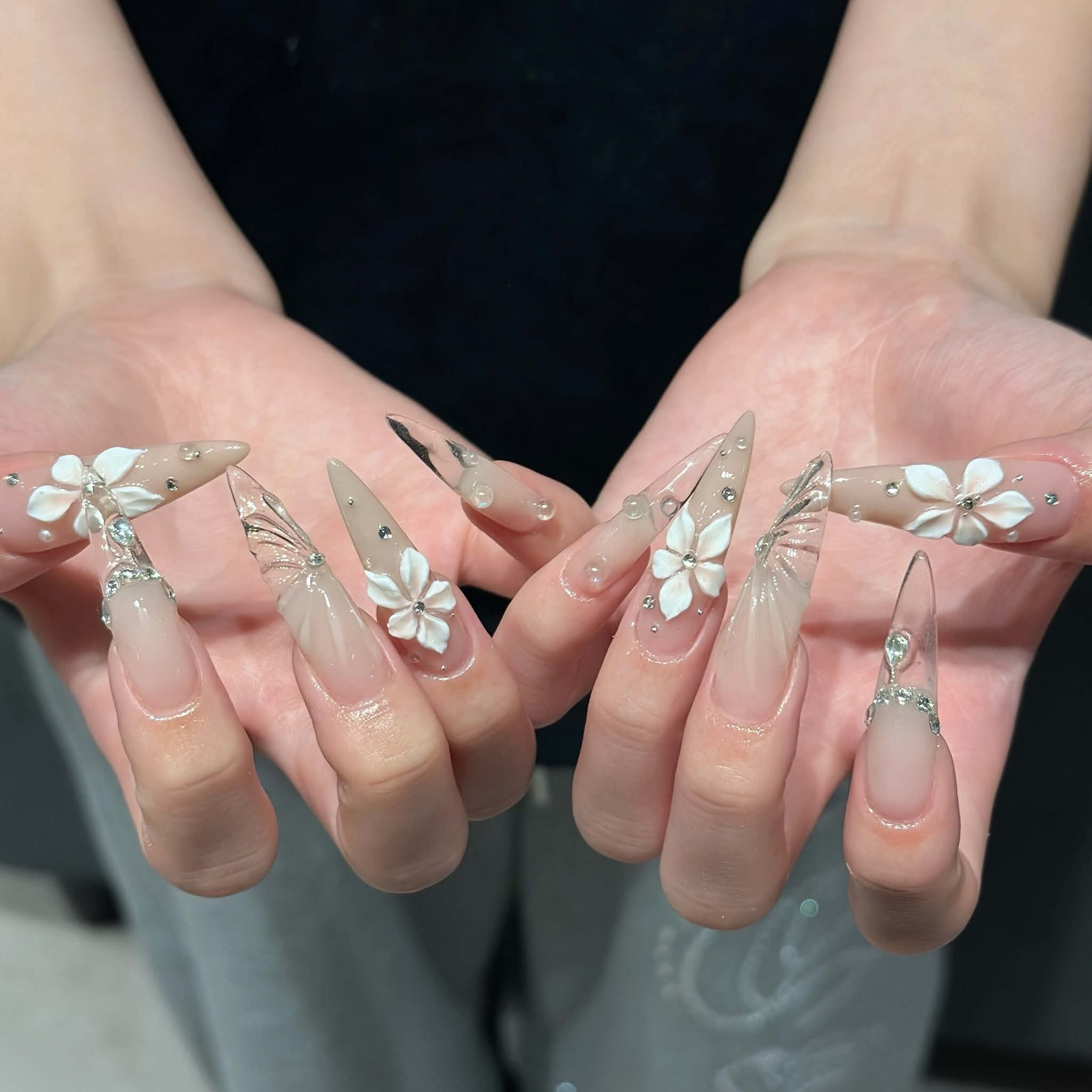 elimuse.nail