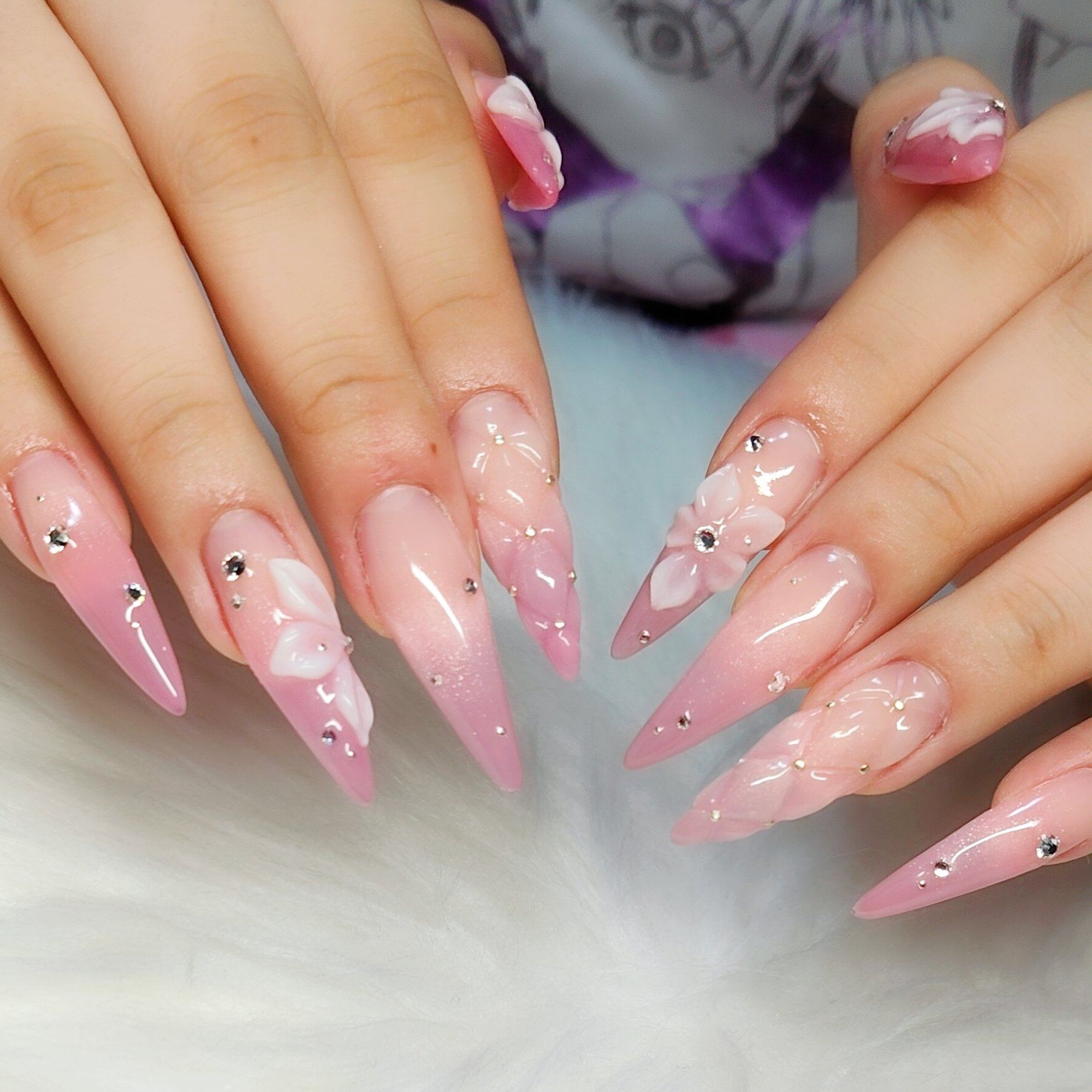 Nail_yello