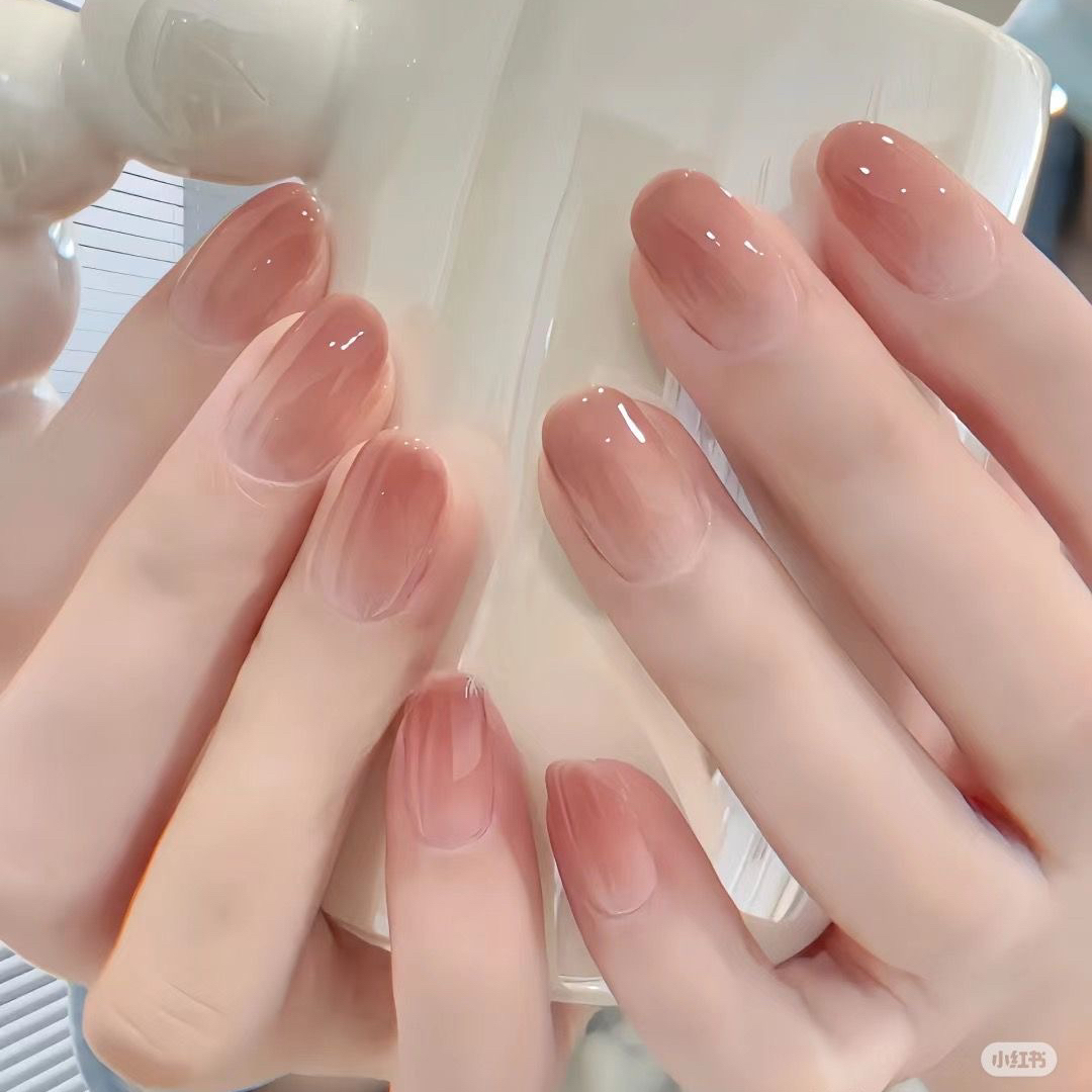 lisanail_modelnail