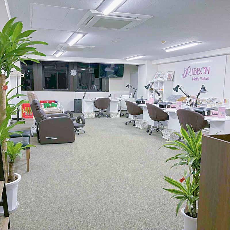Ribbon nails salon