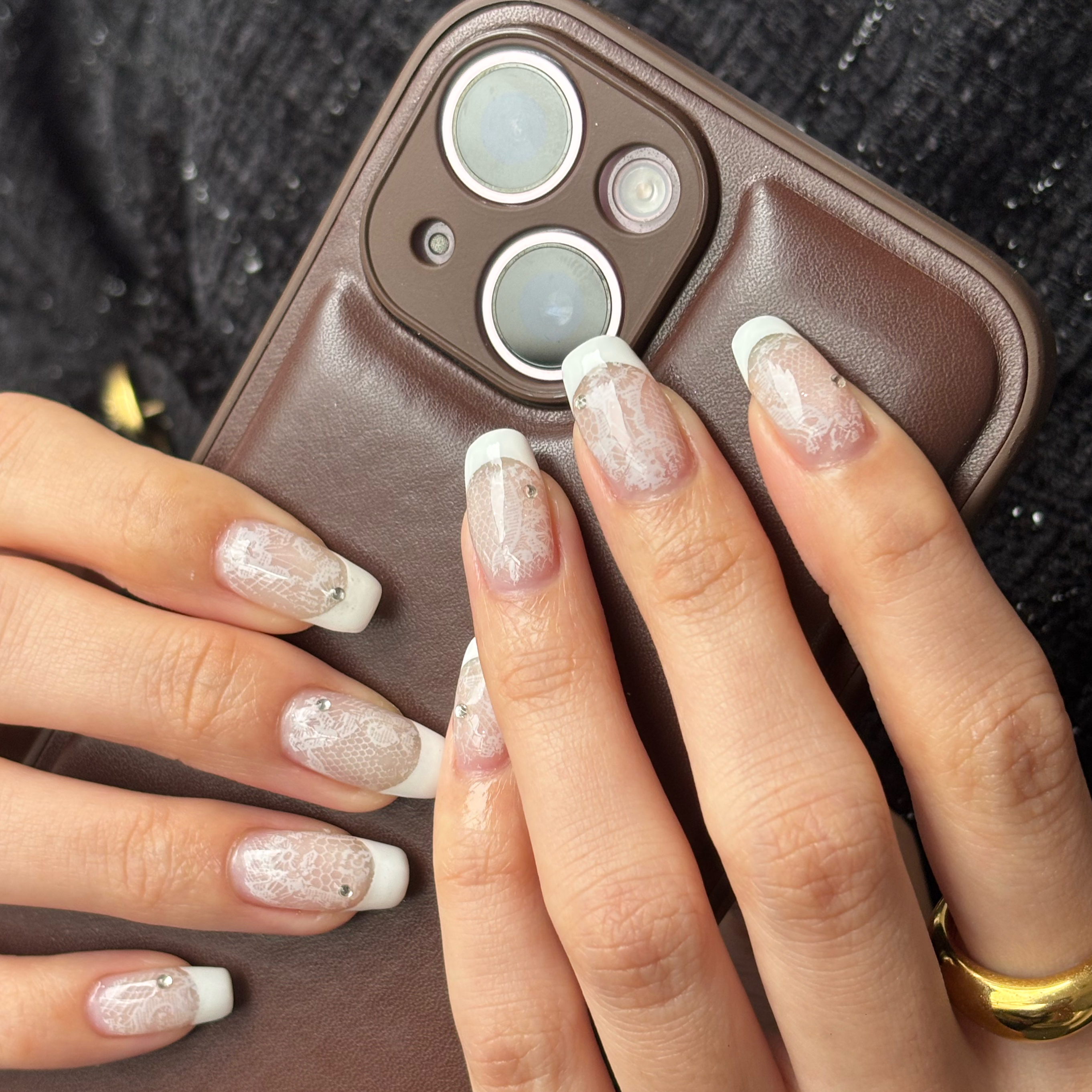 nail_salon.m
