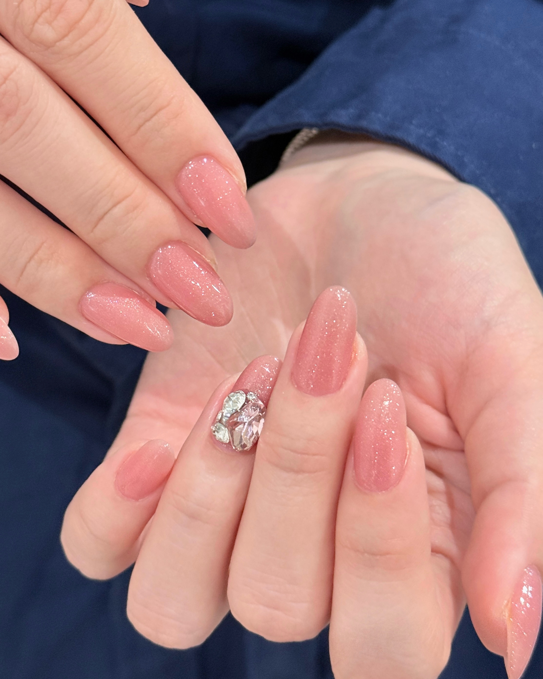 Dea.nail
