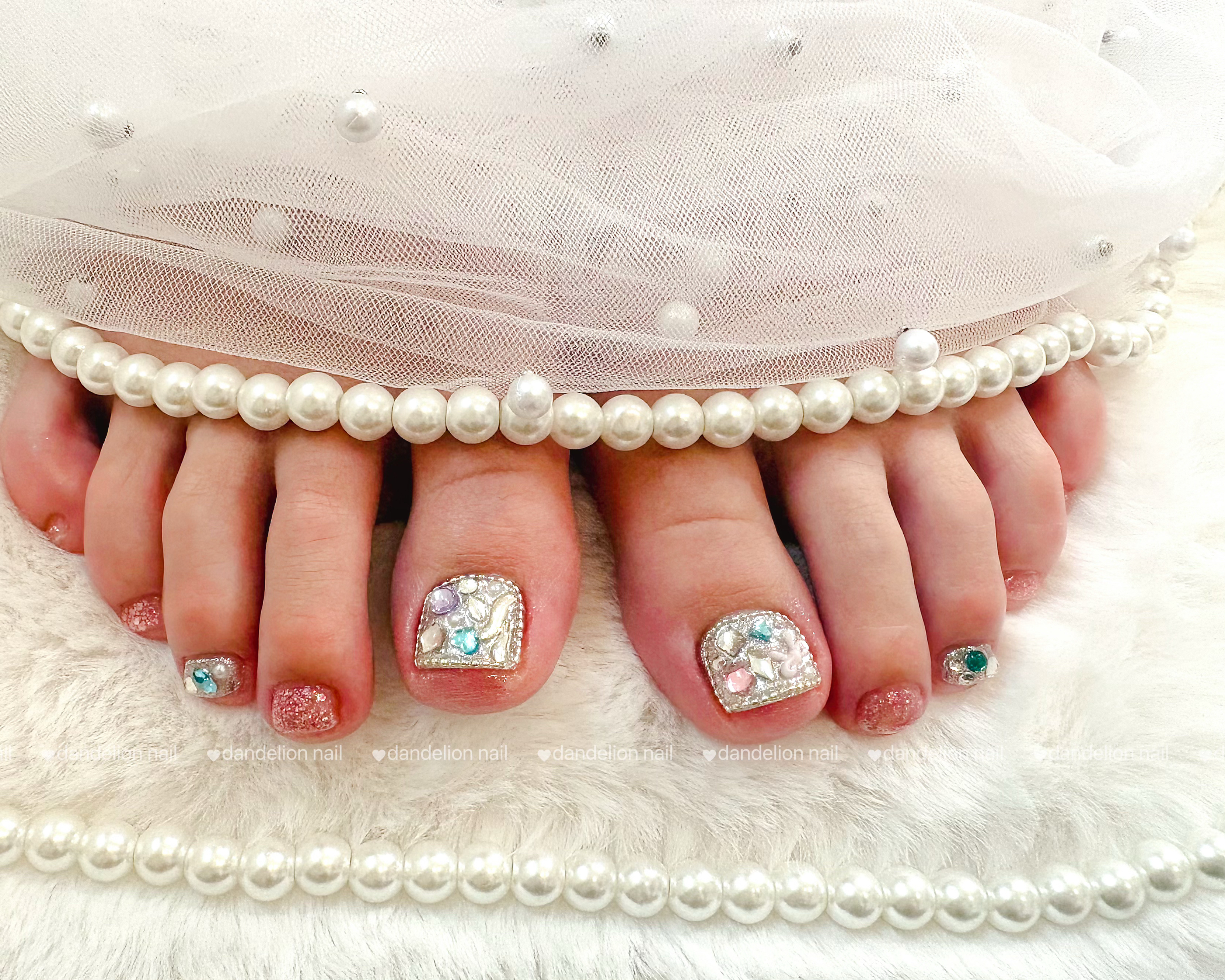 Dandelion_nail