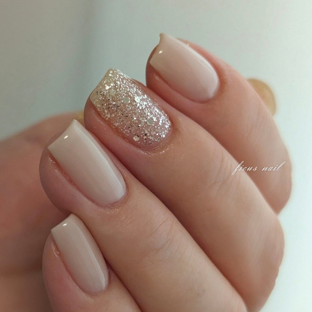 ficus__nail