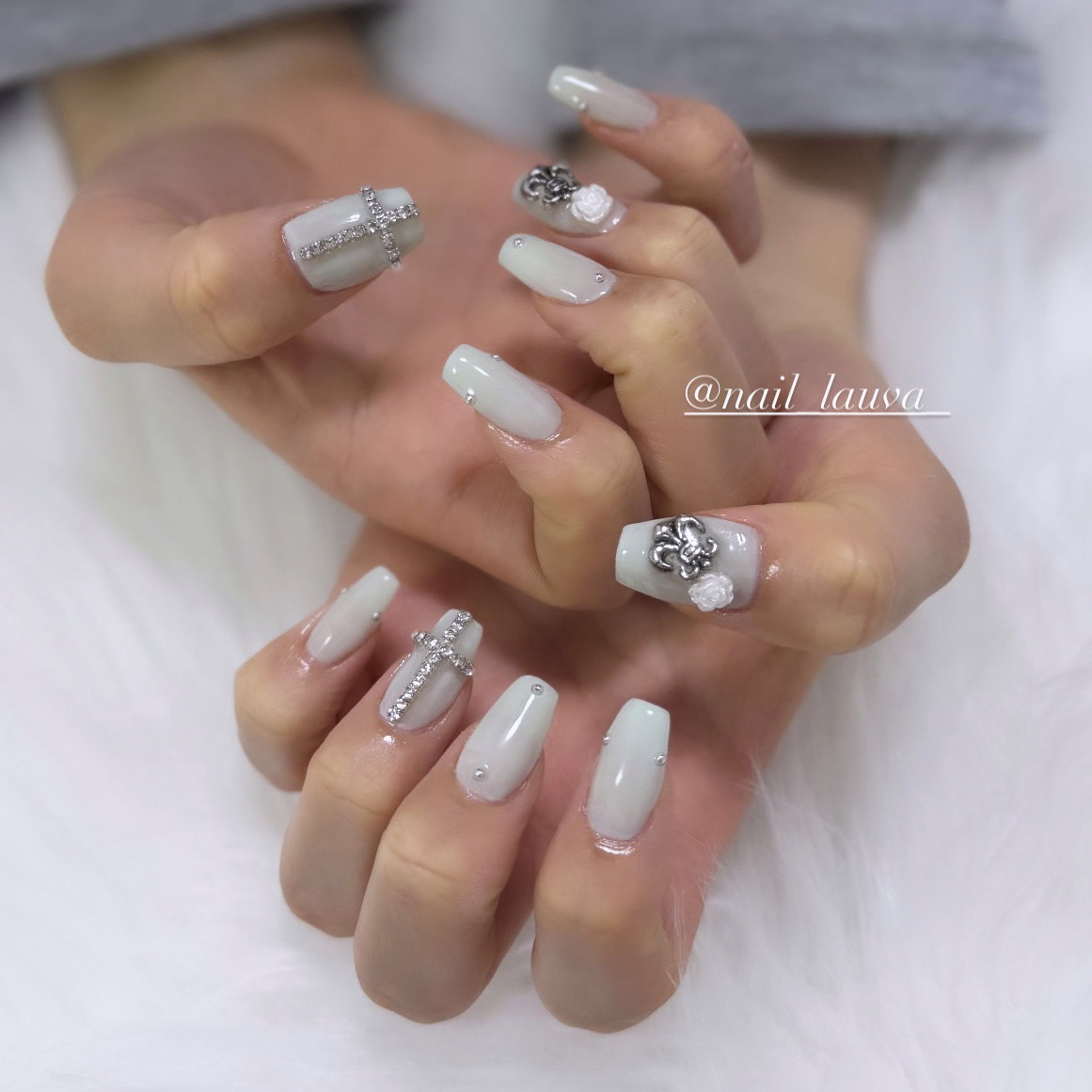 nail_lauva_