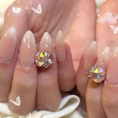 パーツ2つ無料✨️クロス🎀フレンチネイル