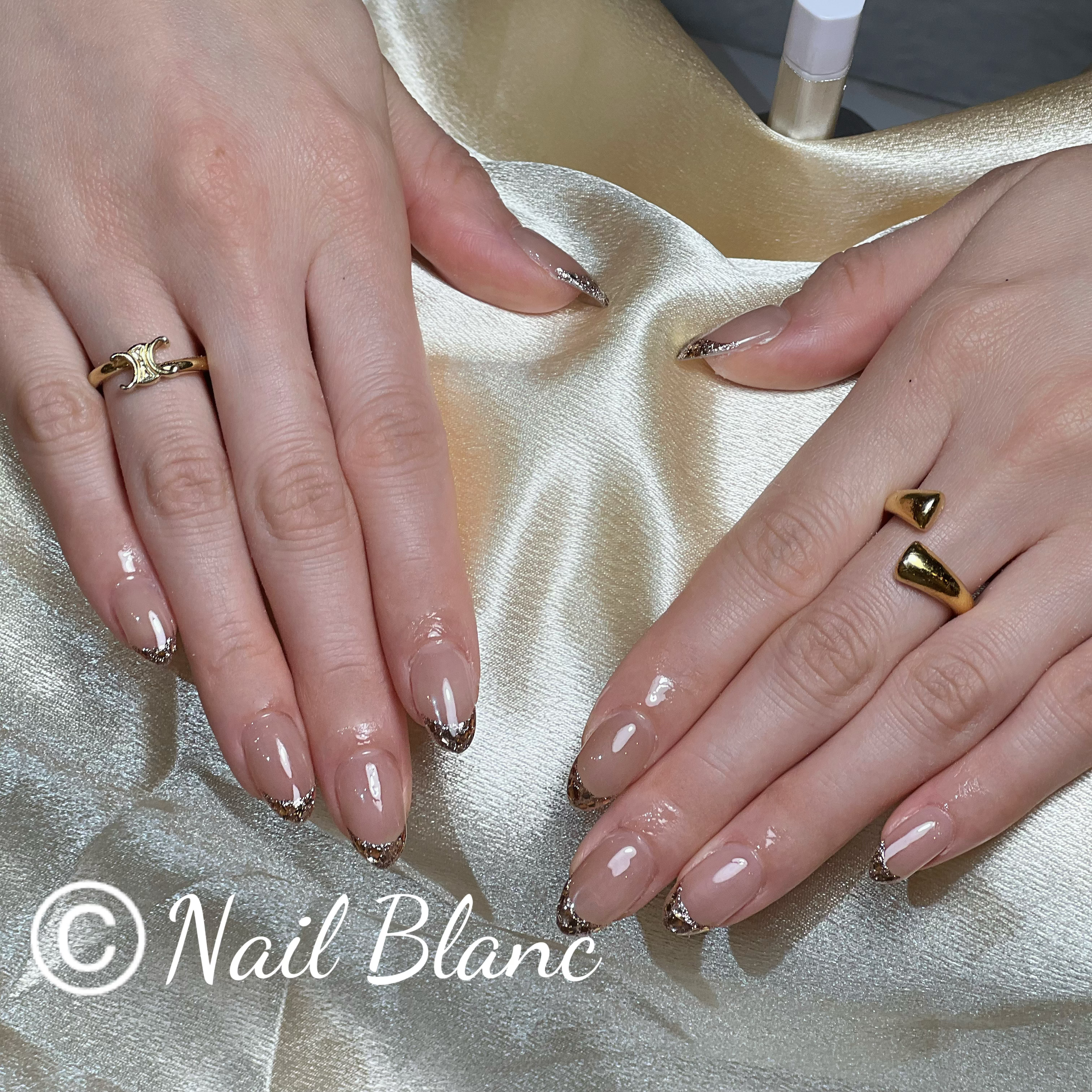 Nail_Blanc.