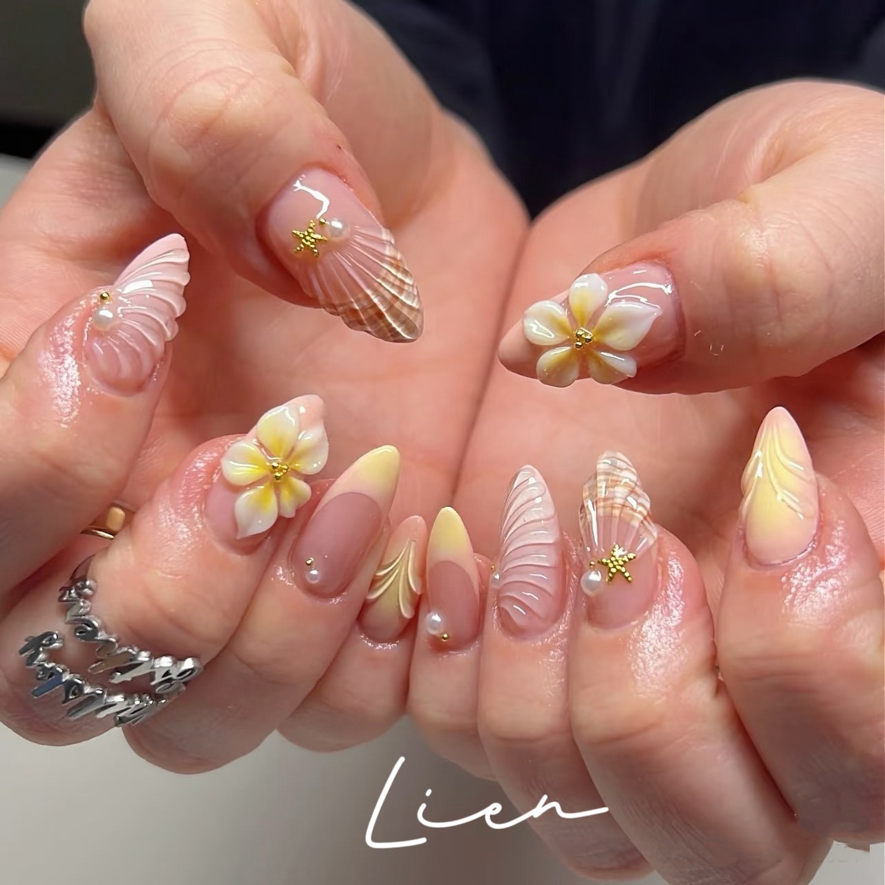 Lien_nails
