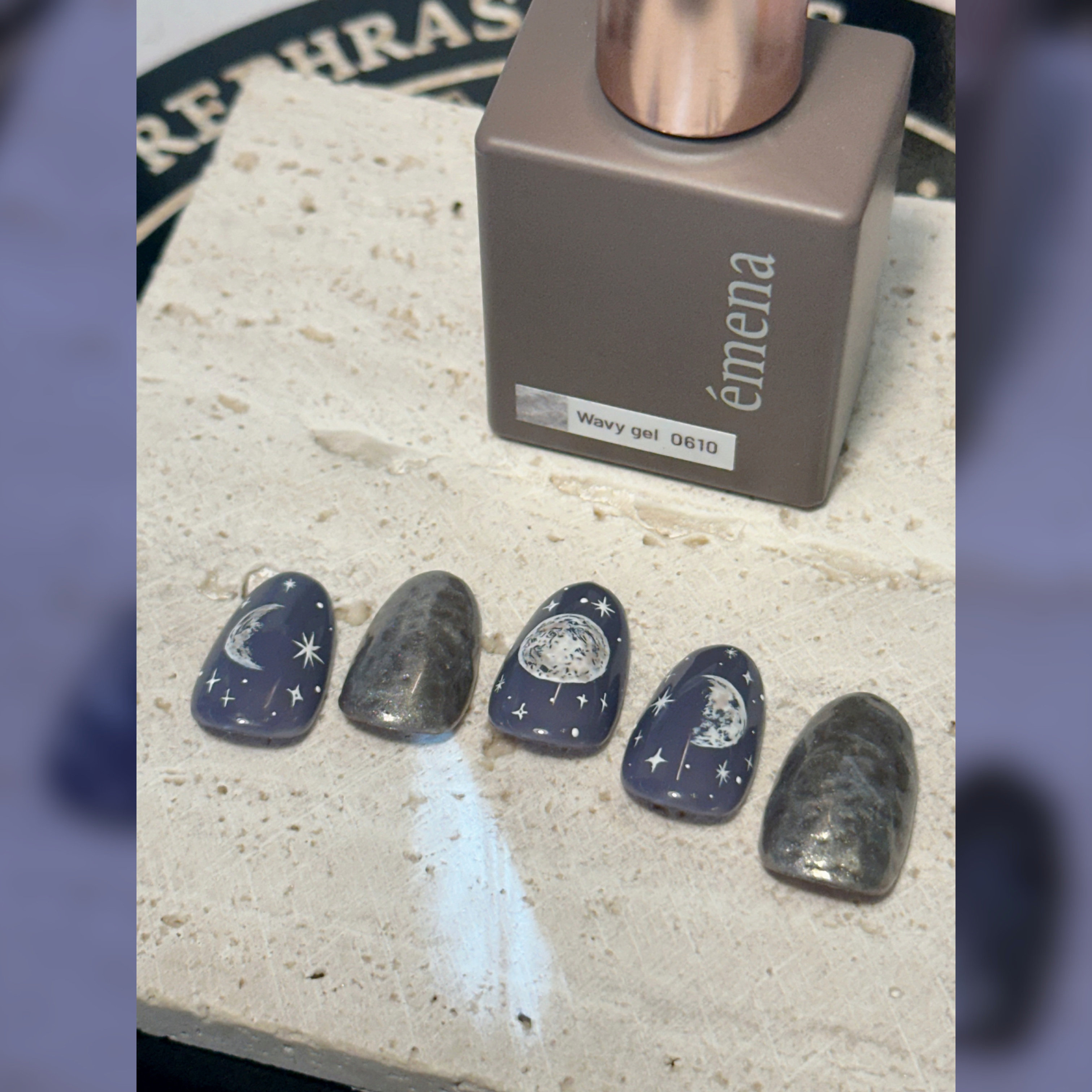 AT.NAIL