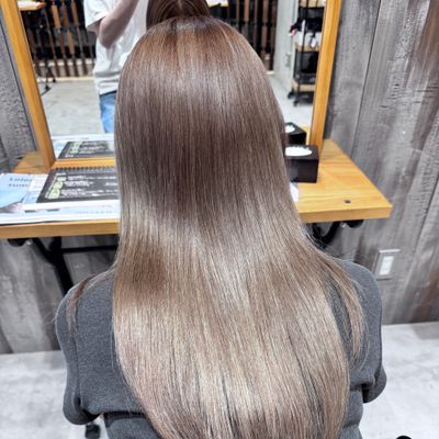 カット✂️+ケアブリーチWカラー+オーガニックTR