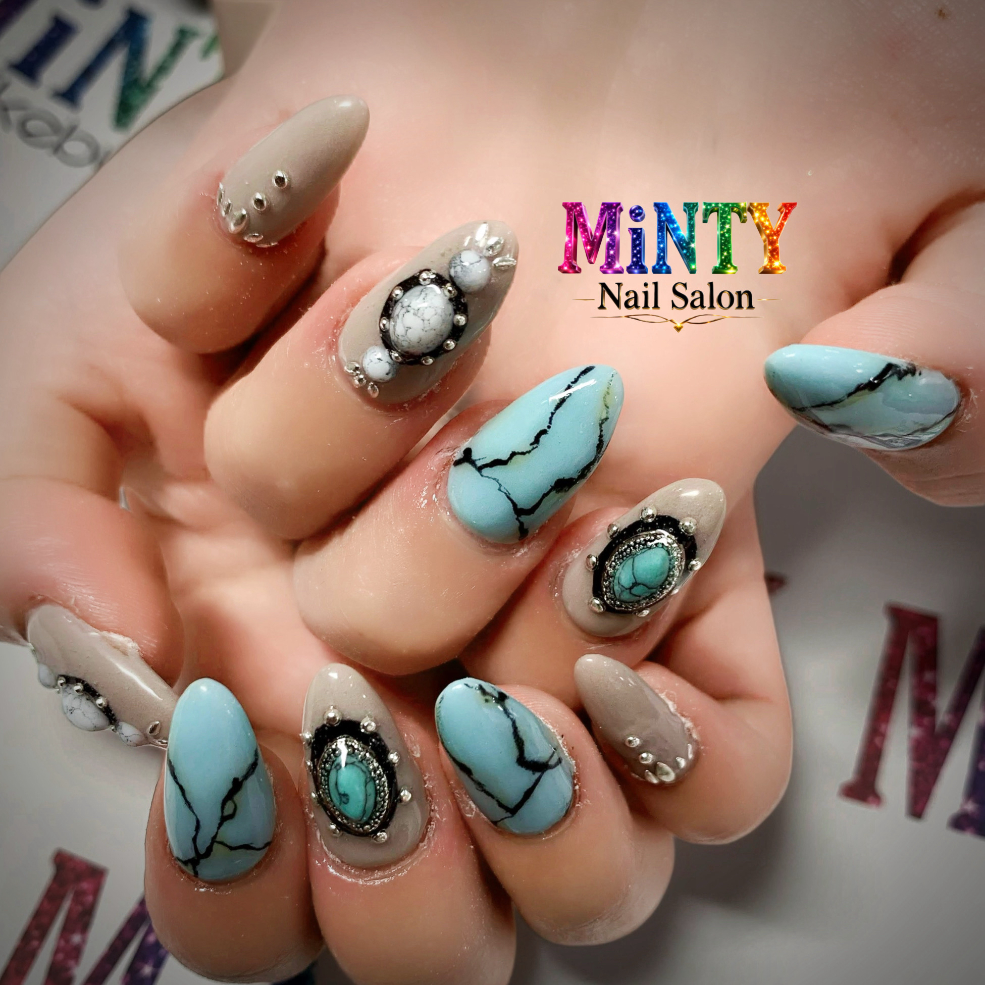 MiNTYNAIL
