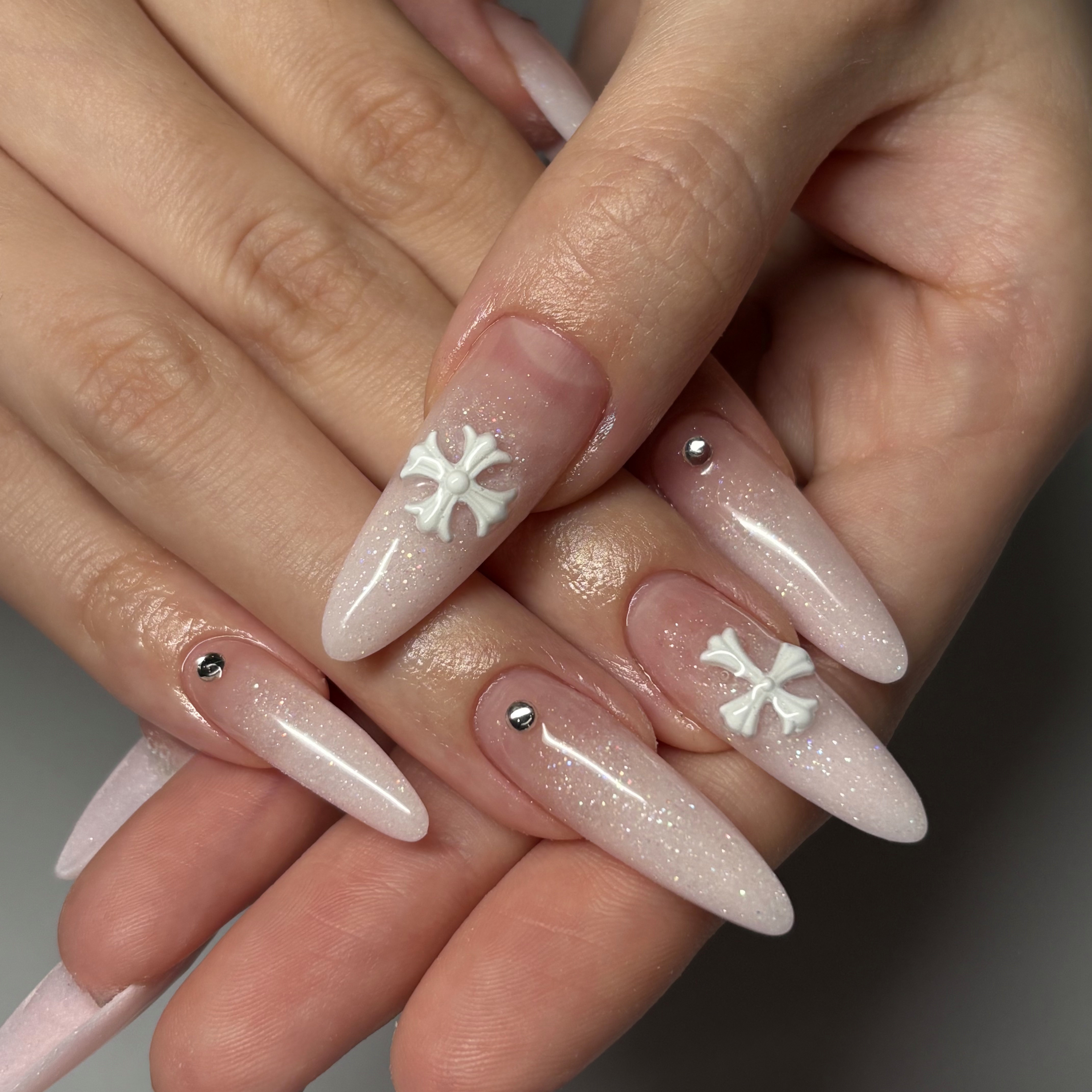 dyana_nails_s