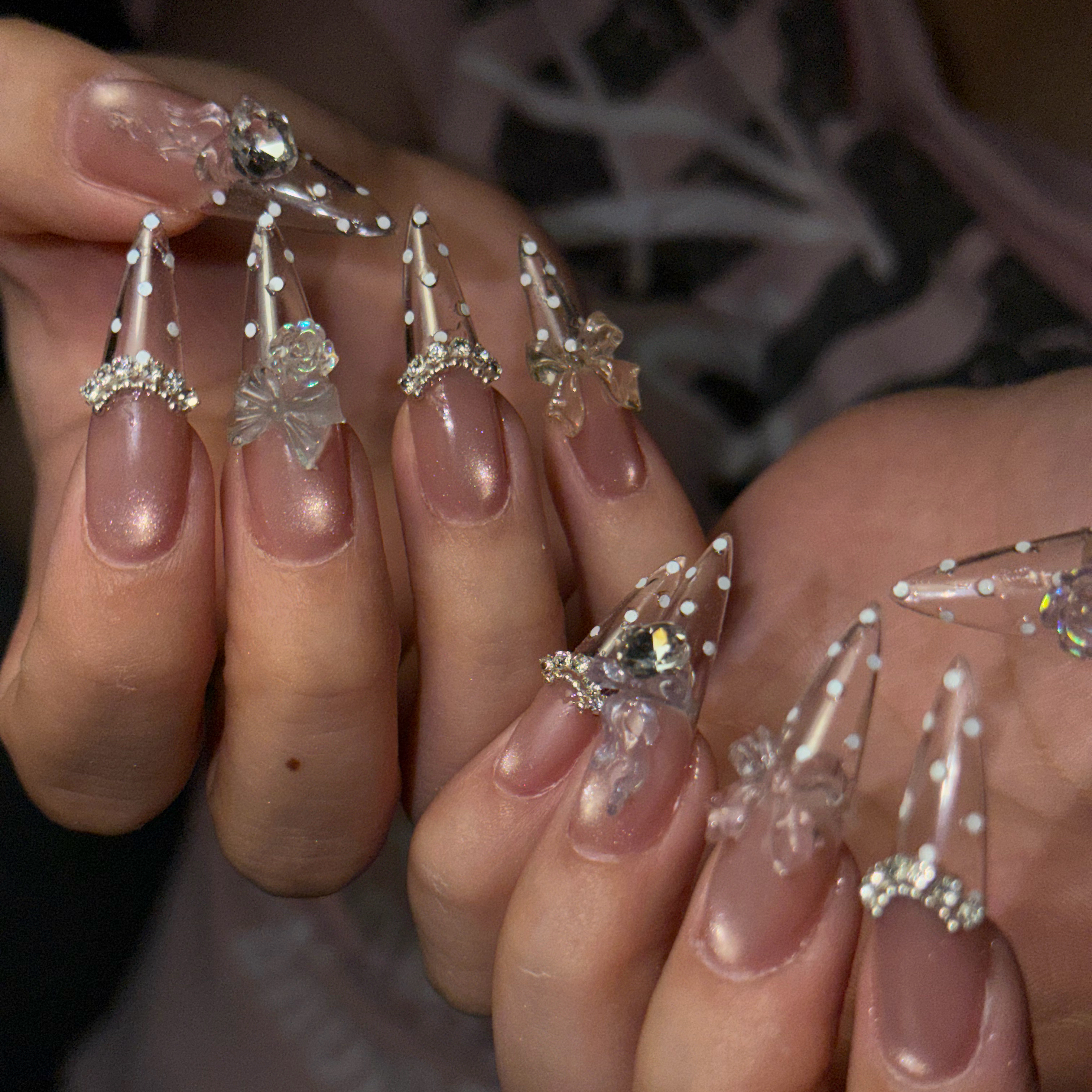 CoMo_Ana_Nail