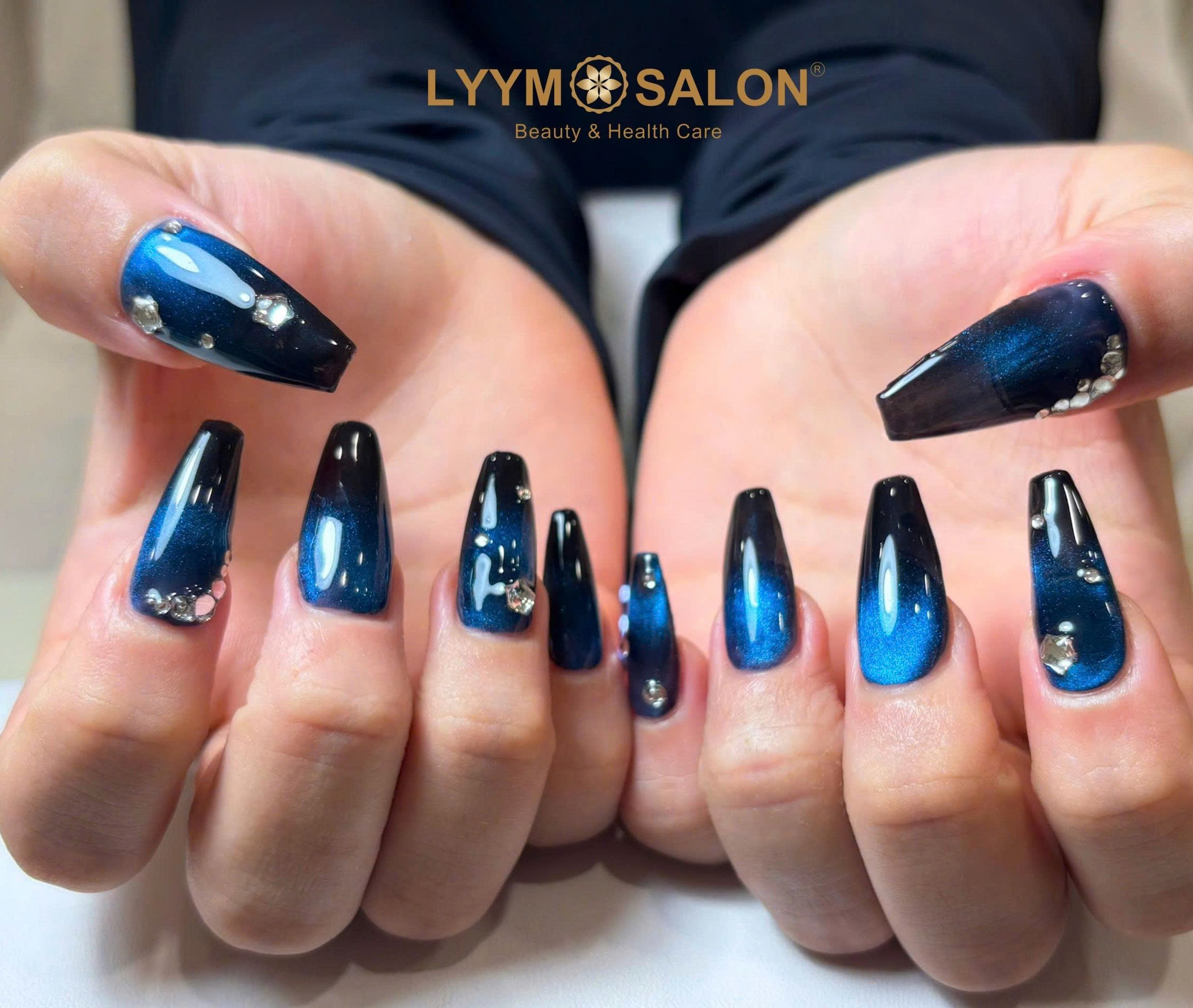 LyymSalon_rin