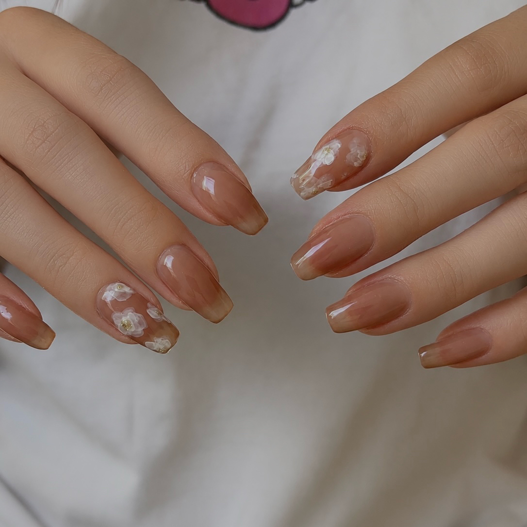 Bloom_nail87