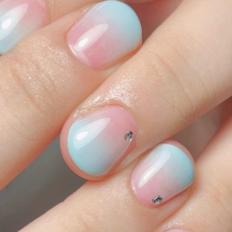 Nail_salon_Attirant_YUINA