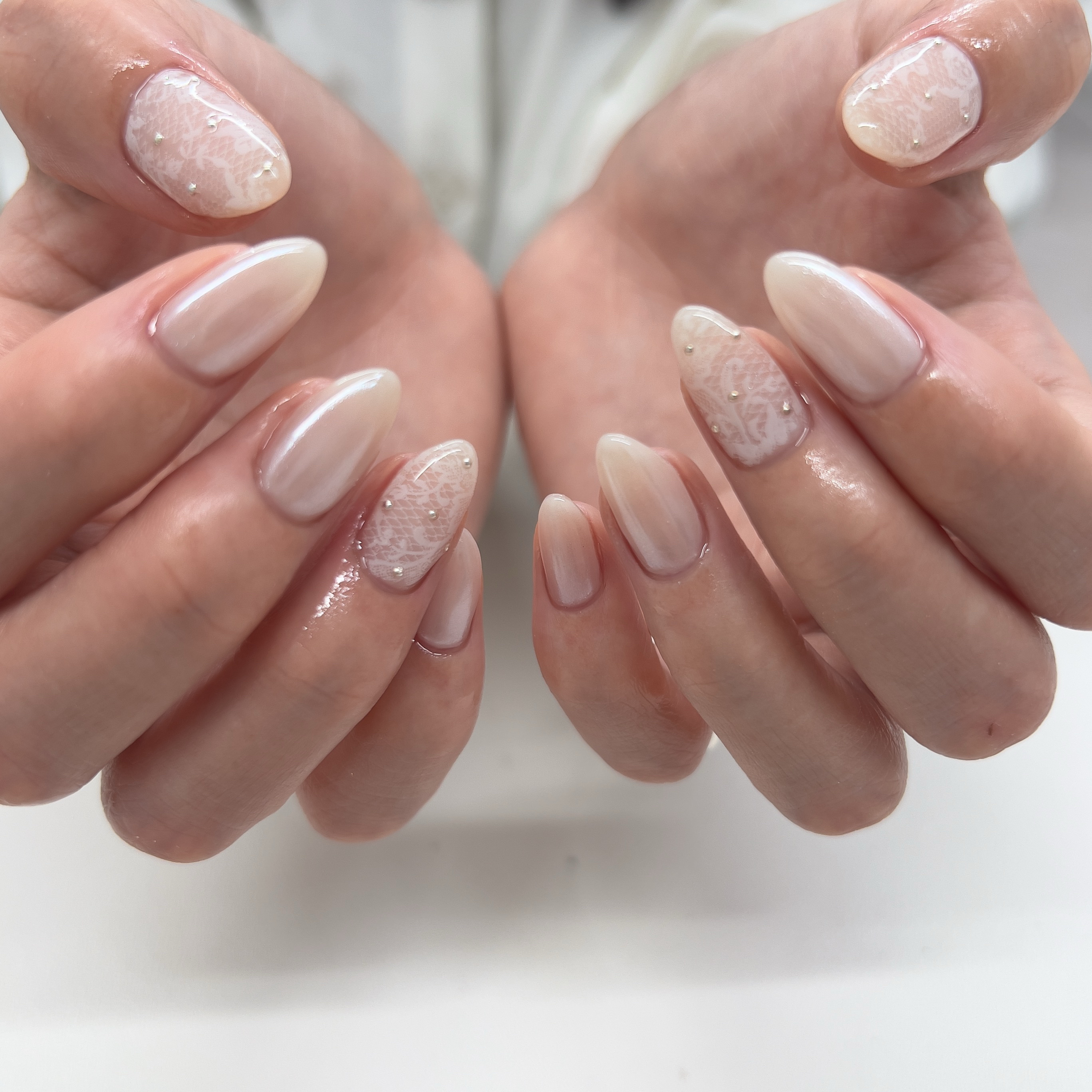 nail_gris