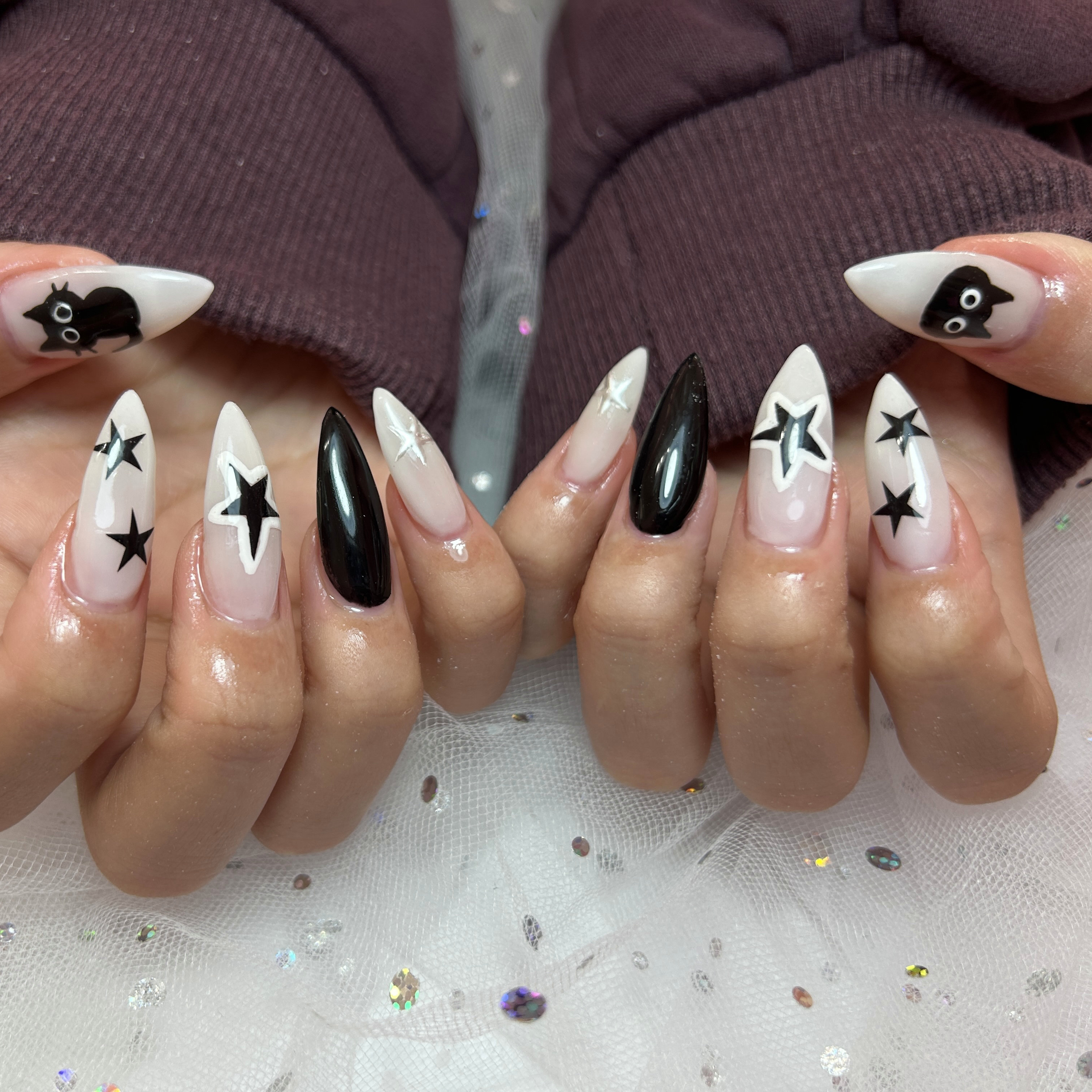 Nail_amber