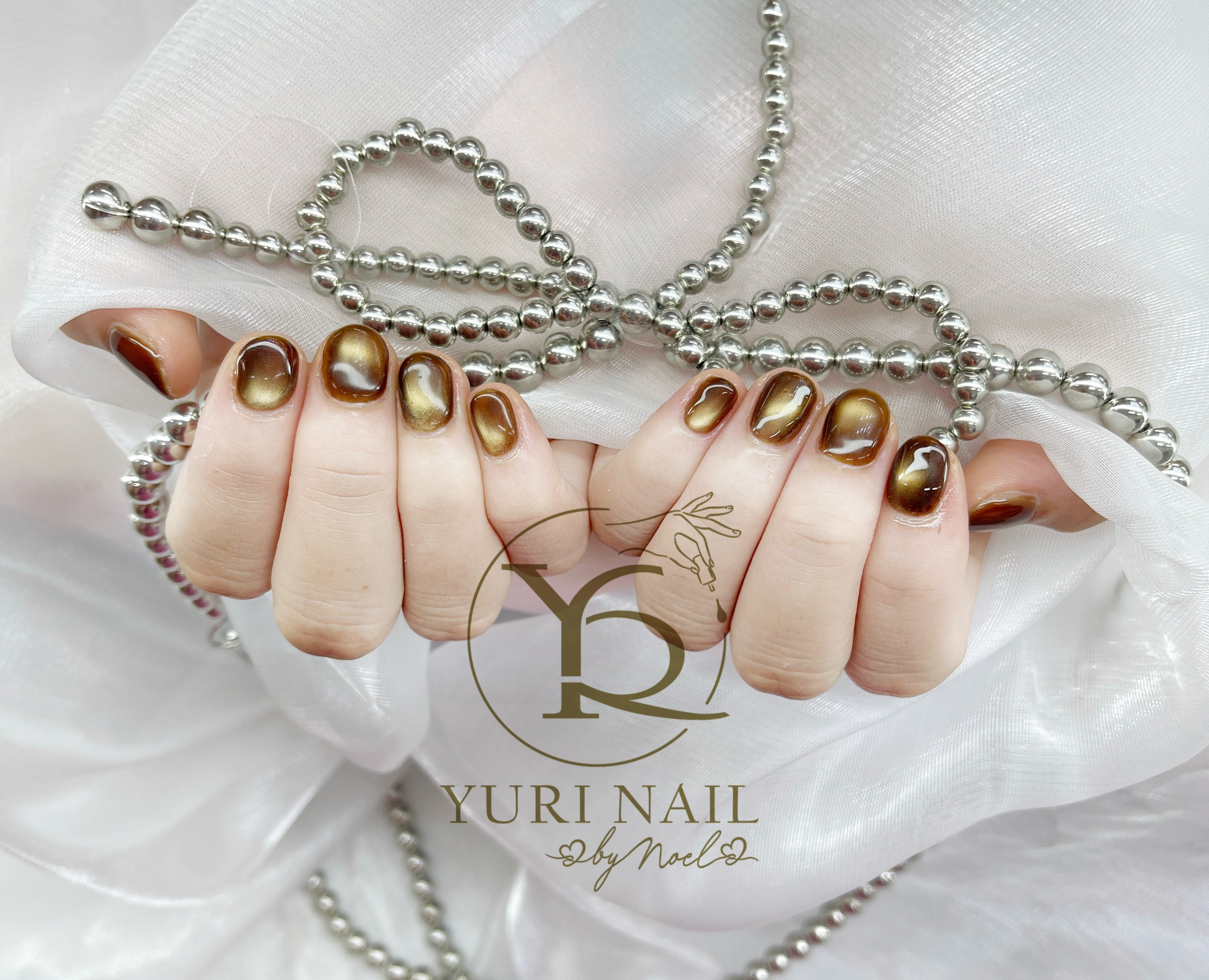 Yuri_nail_Anh
