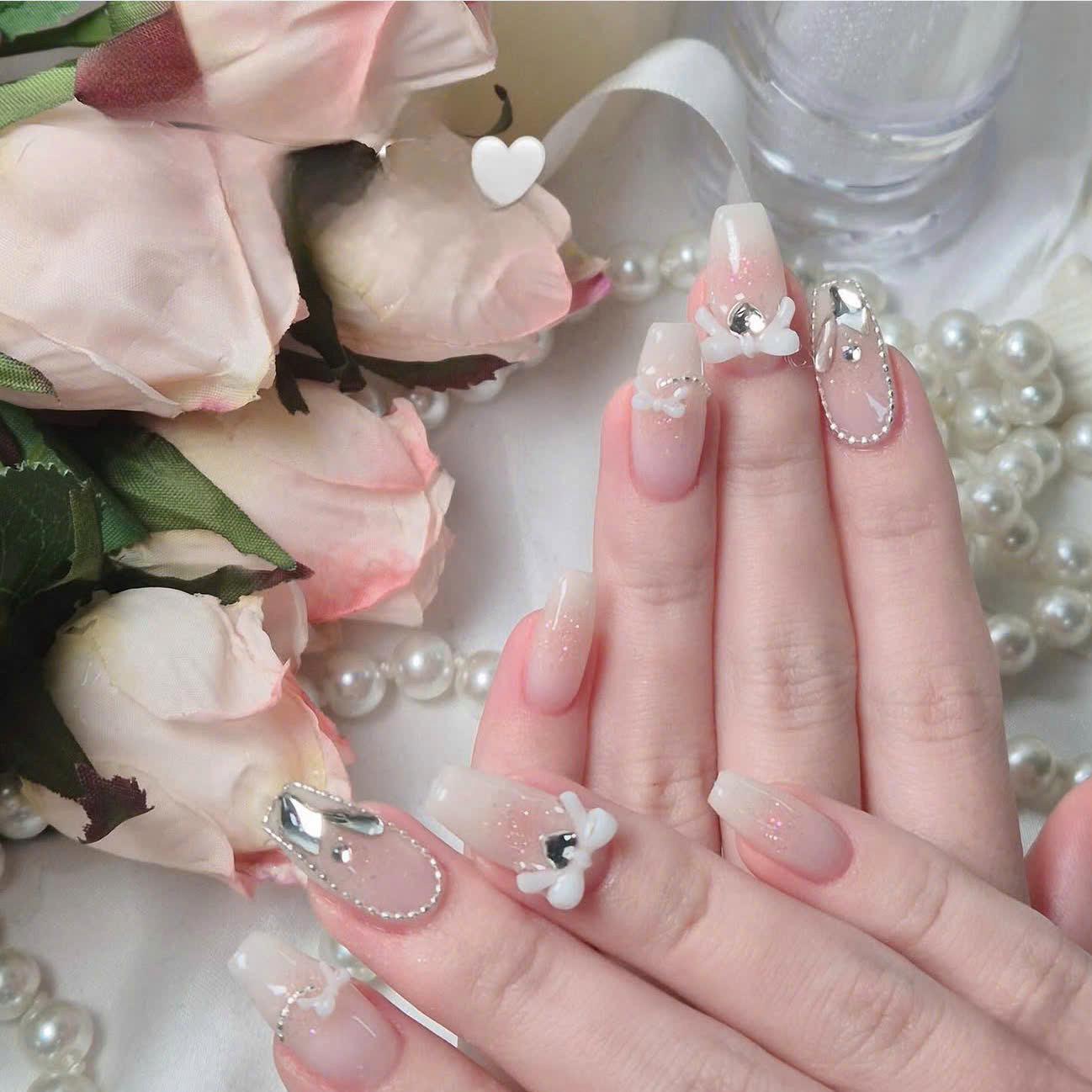 Lunas_Nails