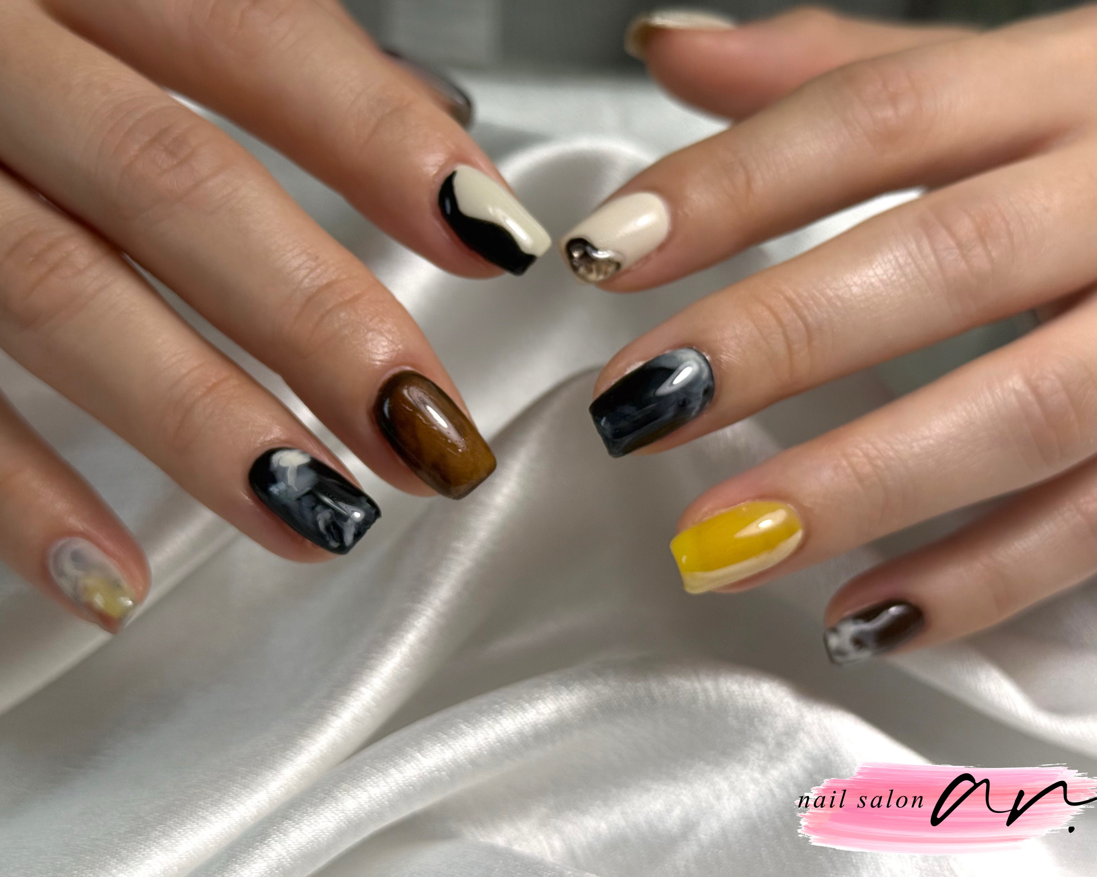 ar._nail