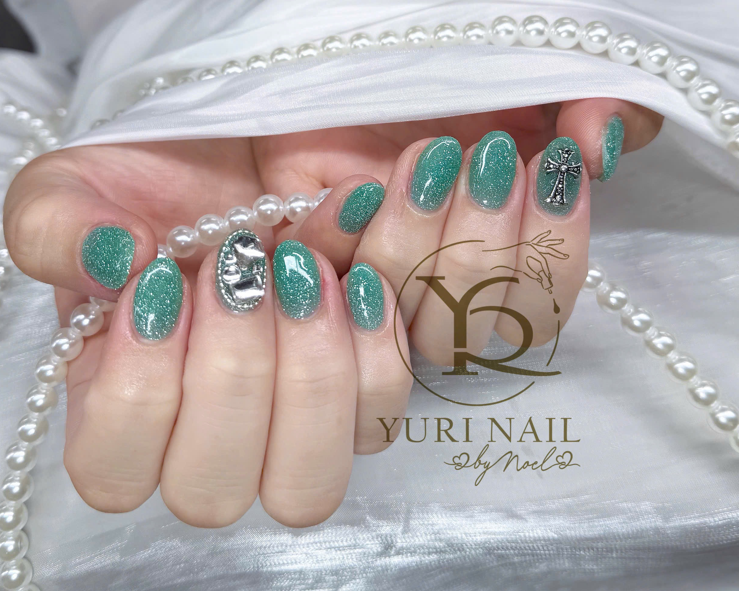 Yuri_nail_Anh