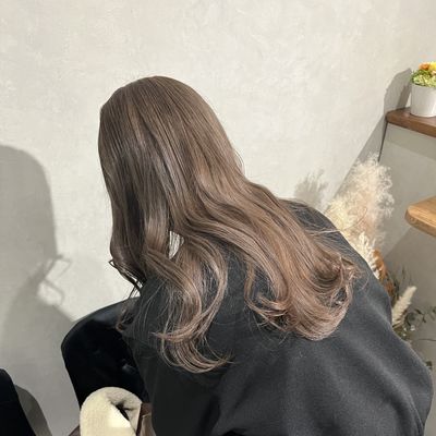 ブリーチ1回+カラー+2ステップトリートメント付き💫💫